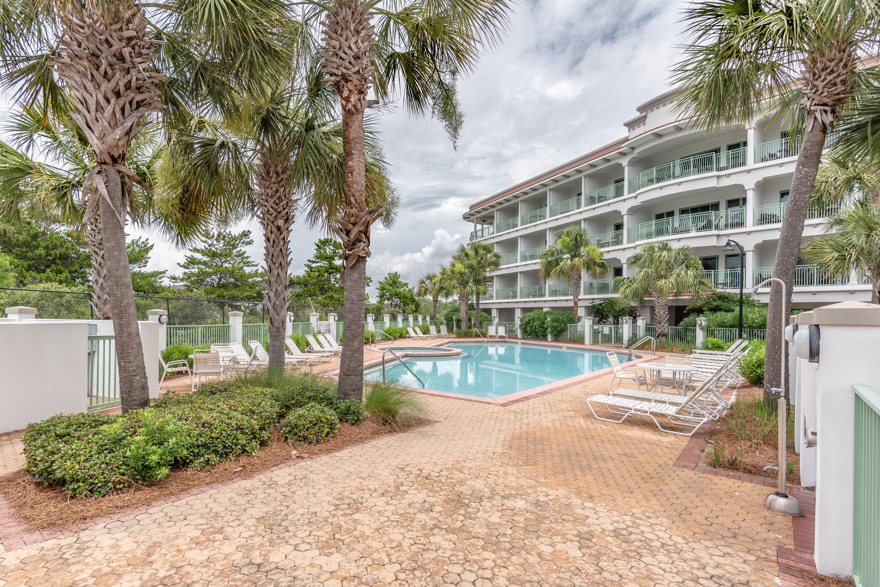 INN AT SEACREST BEACH (THE) - Residential