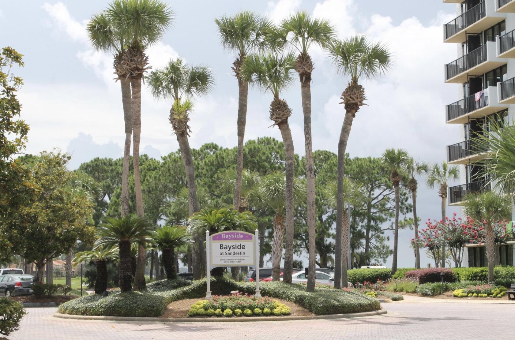 BAYSIDE CONDO SANDESTIN - Residential