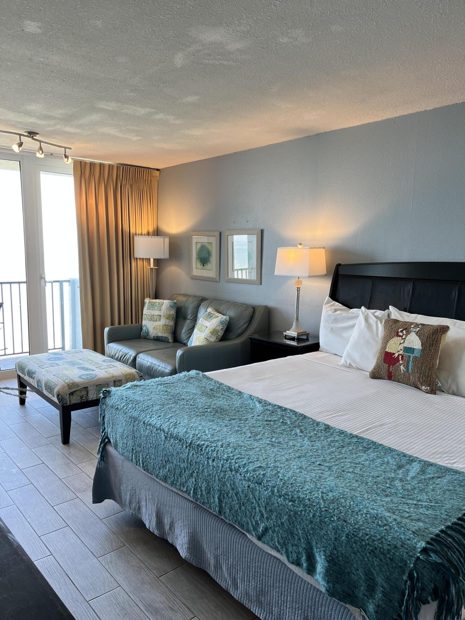 BAYSIDE CONDO SANDESTIN - Residential