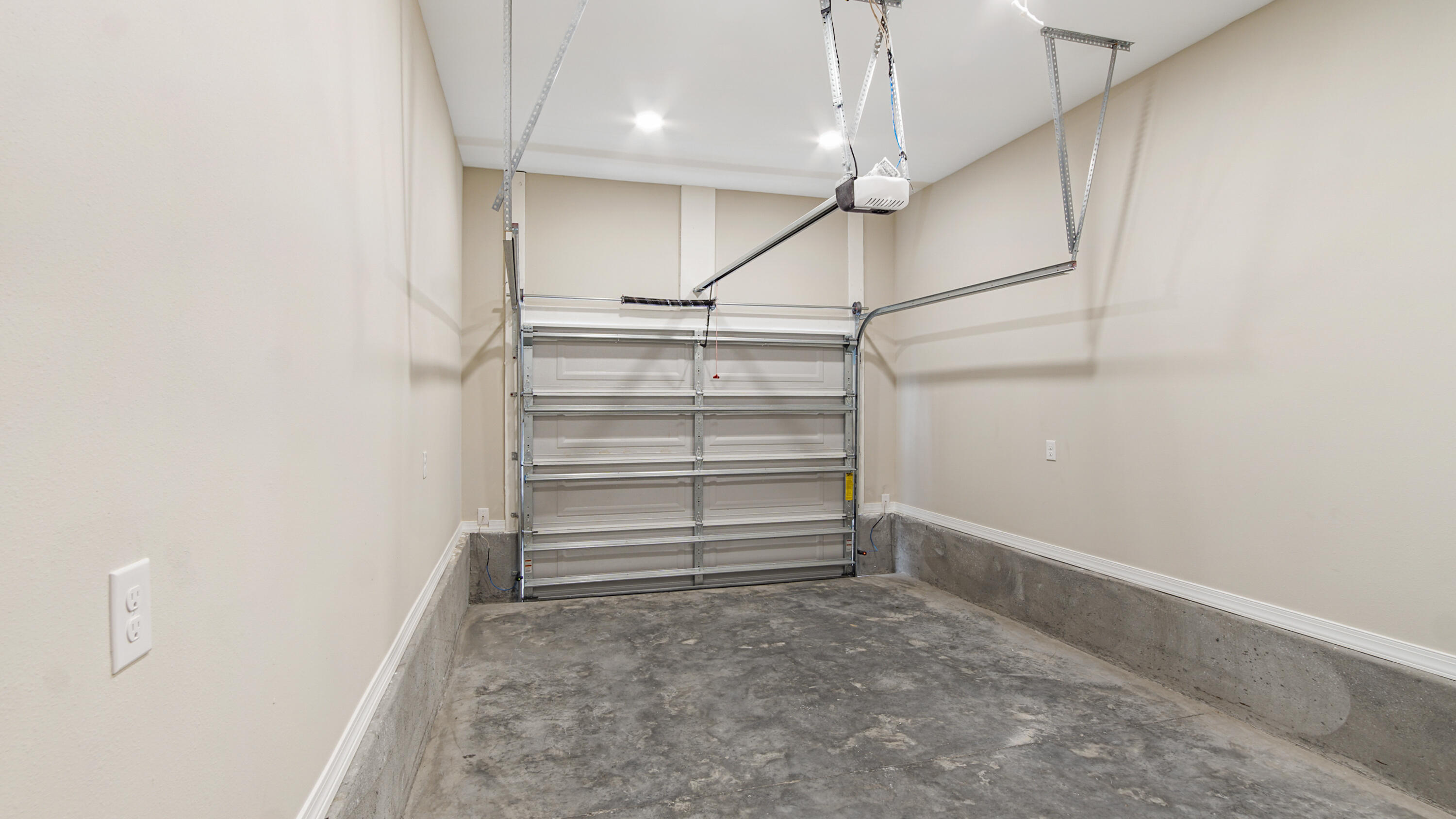 OAKWOOD HILLS UNIT 3 - Residential