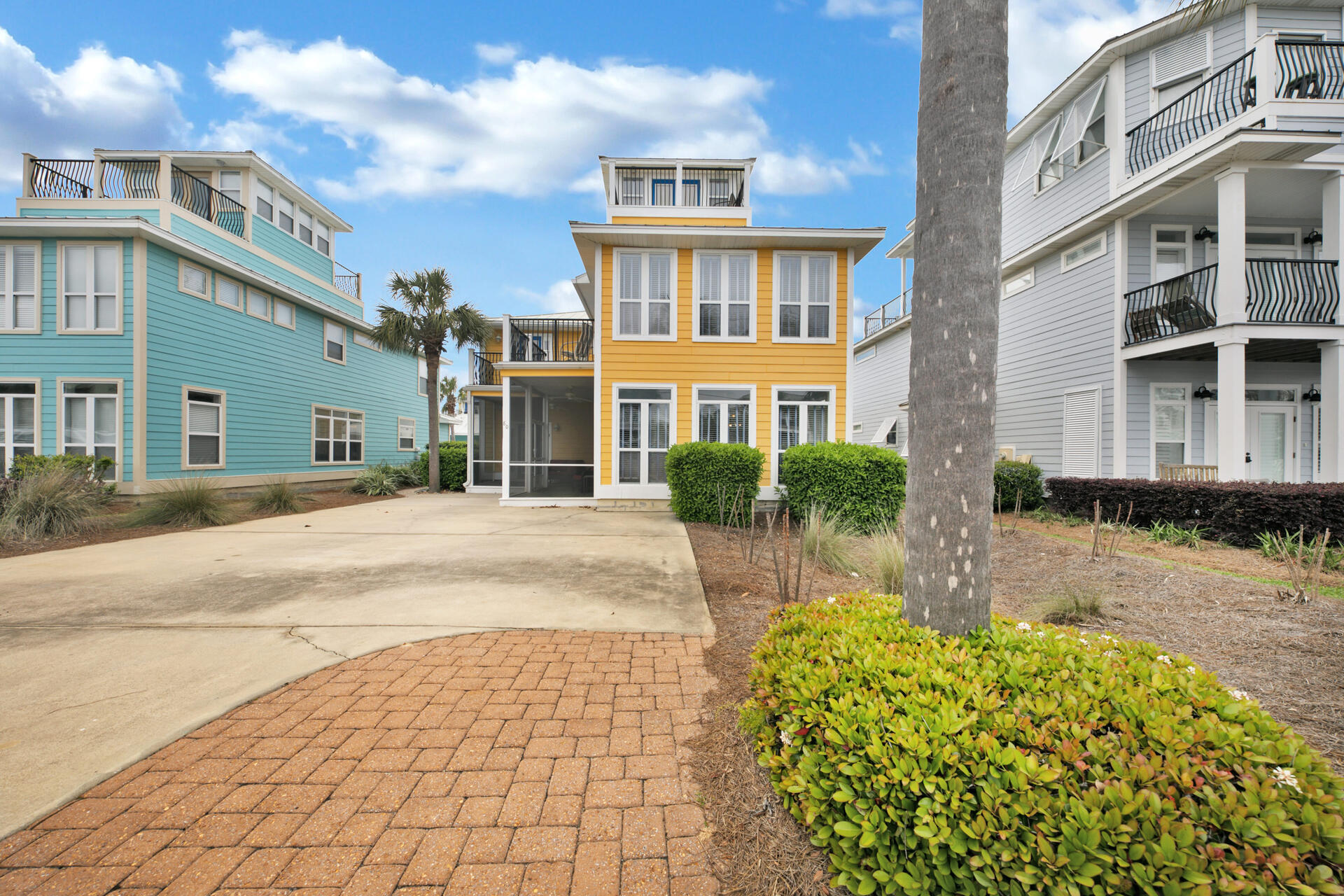 CRYSTAL BEACH - Residential
