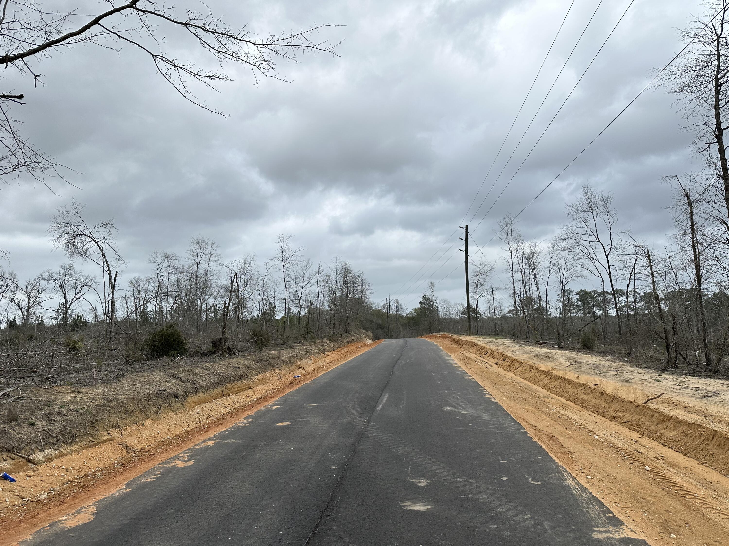 METES & BOUNDS - Land