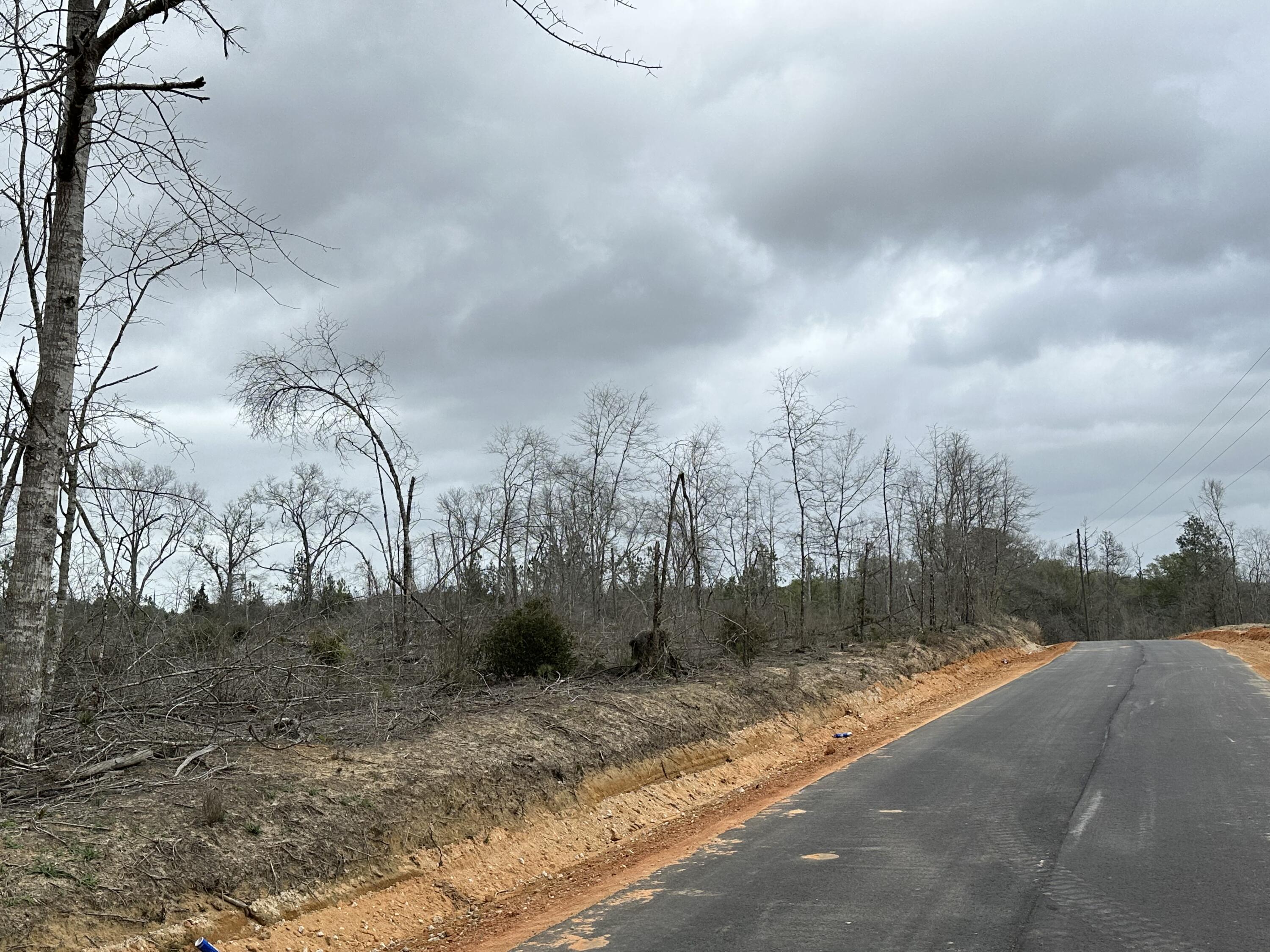 METES & BOUNDS - Land