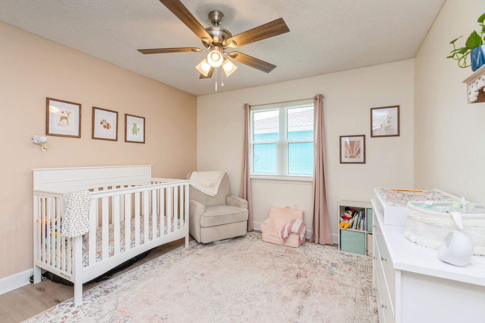 PINEWOOD ESTATES - Residential