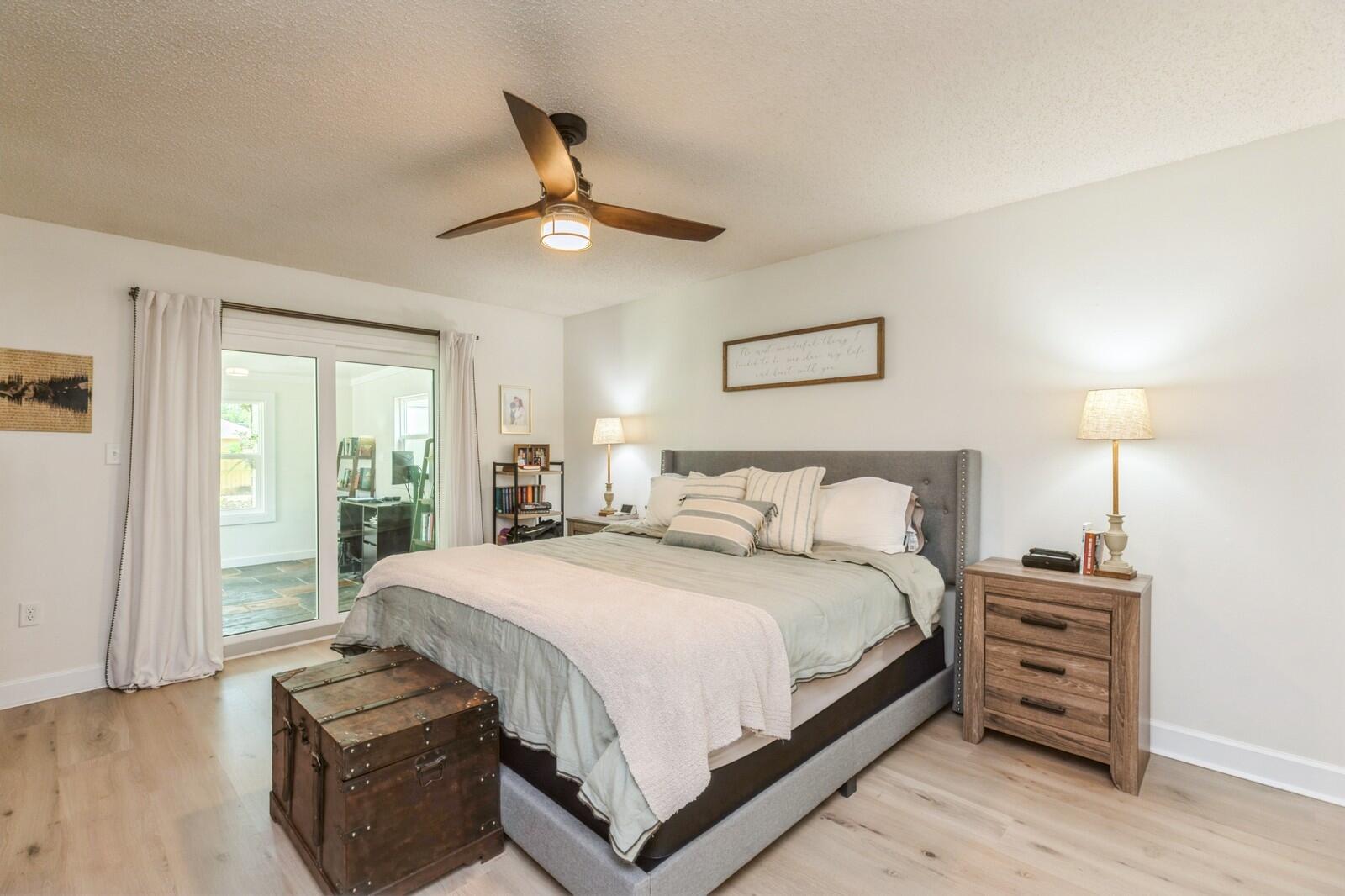 PINEWOOD ESTATES - Residential