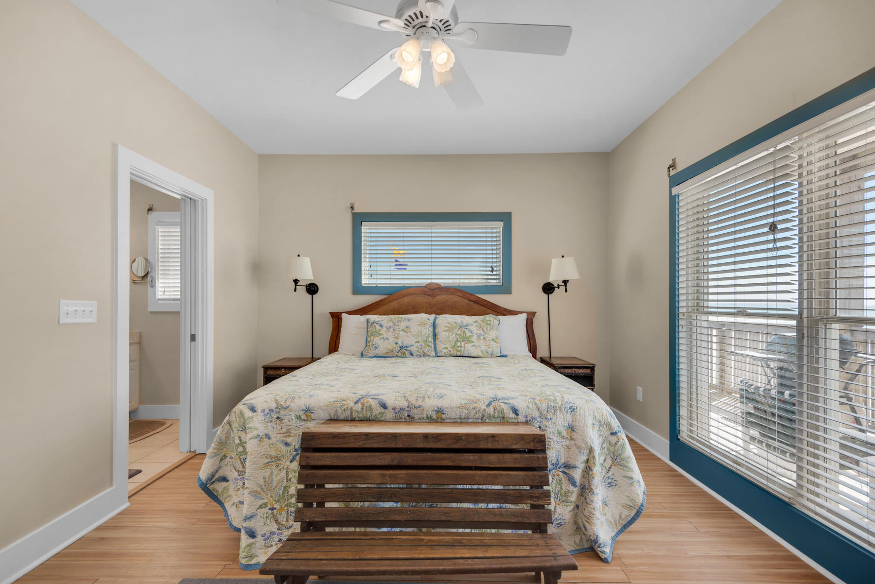 VAN WAY BEACH - Residential