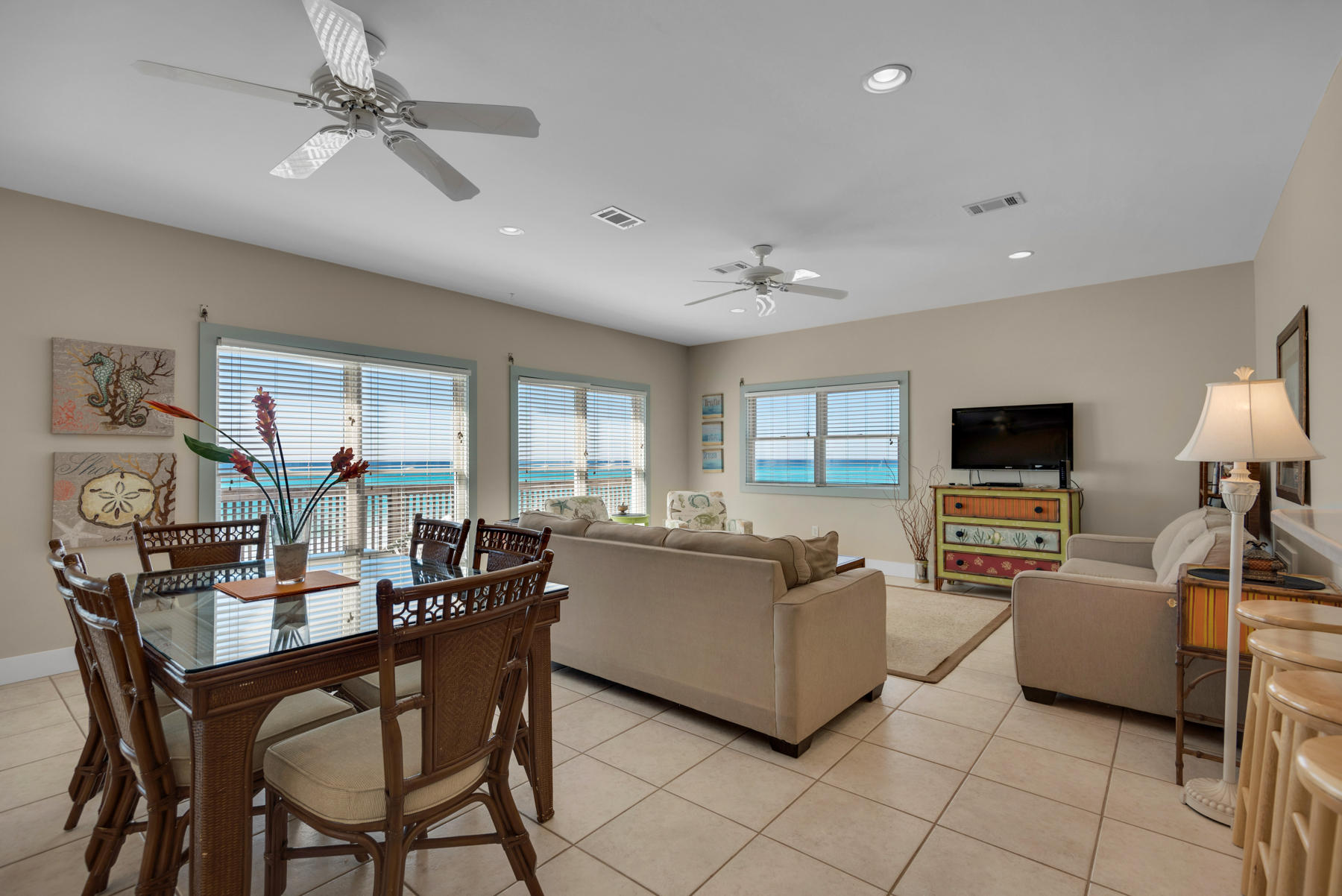 VAN WAY BEACH - Residential