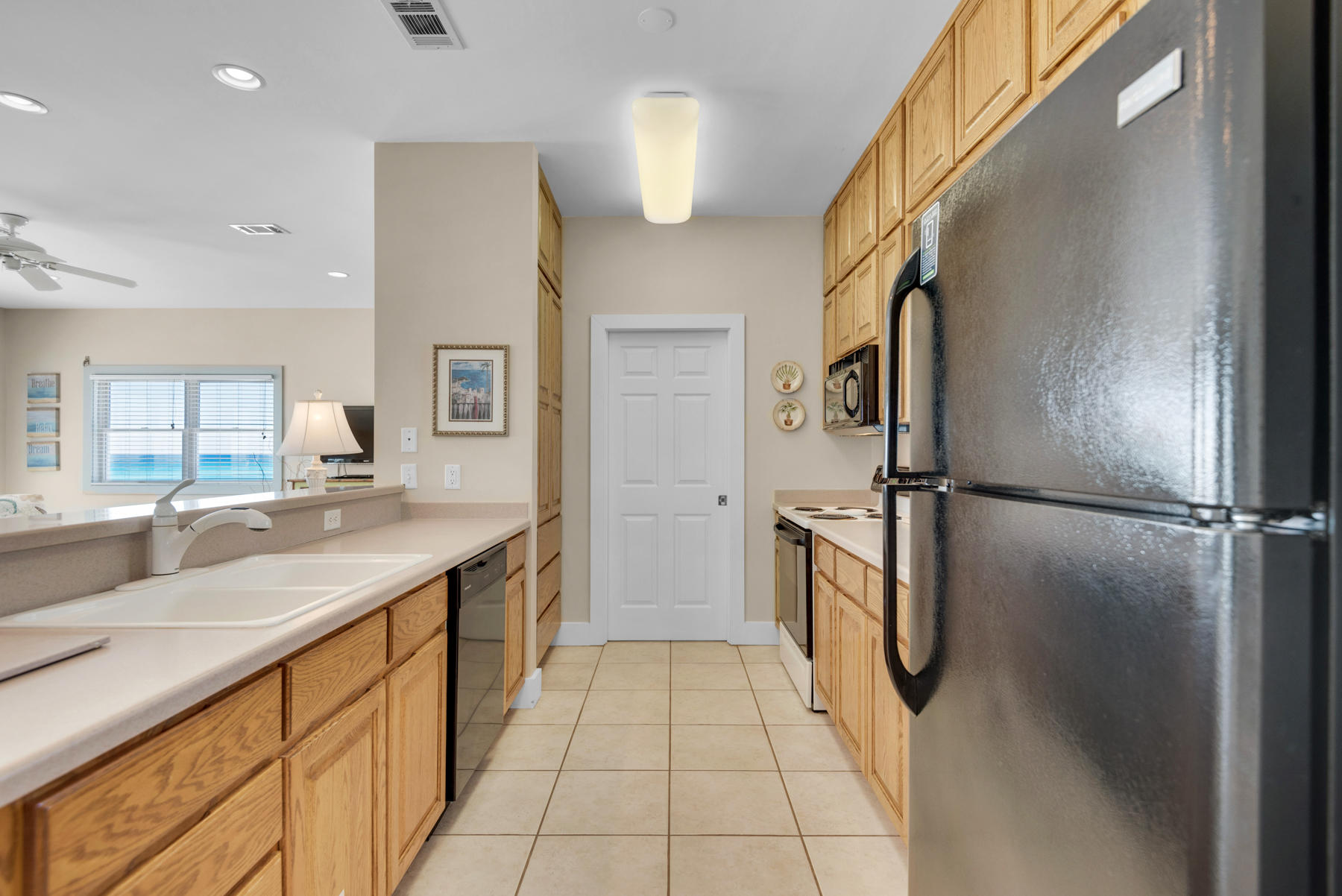 VAN WAY BEACH - Residential