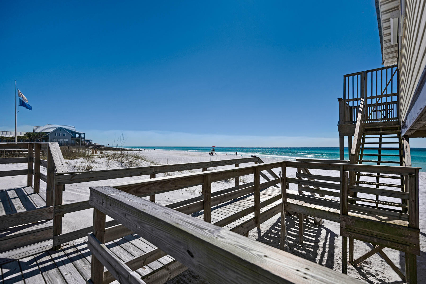 VAN WAY BEACH - Residential