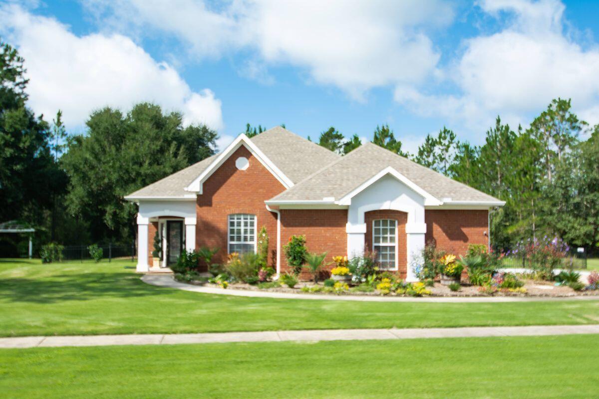 WINDSWEPT ESTATES - Residential