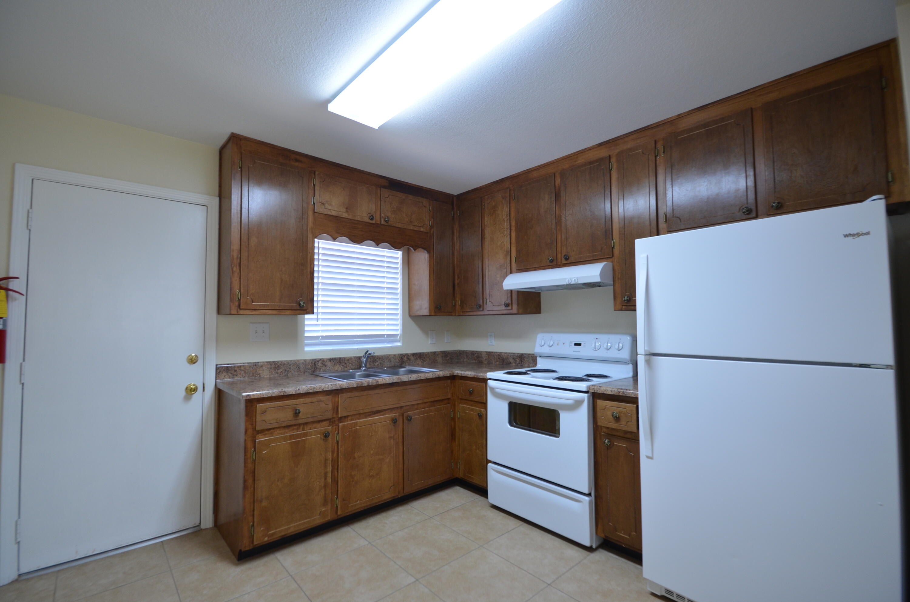 Racetrack Rd 1st Sub - Residential Lease