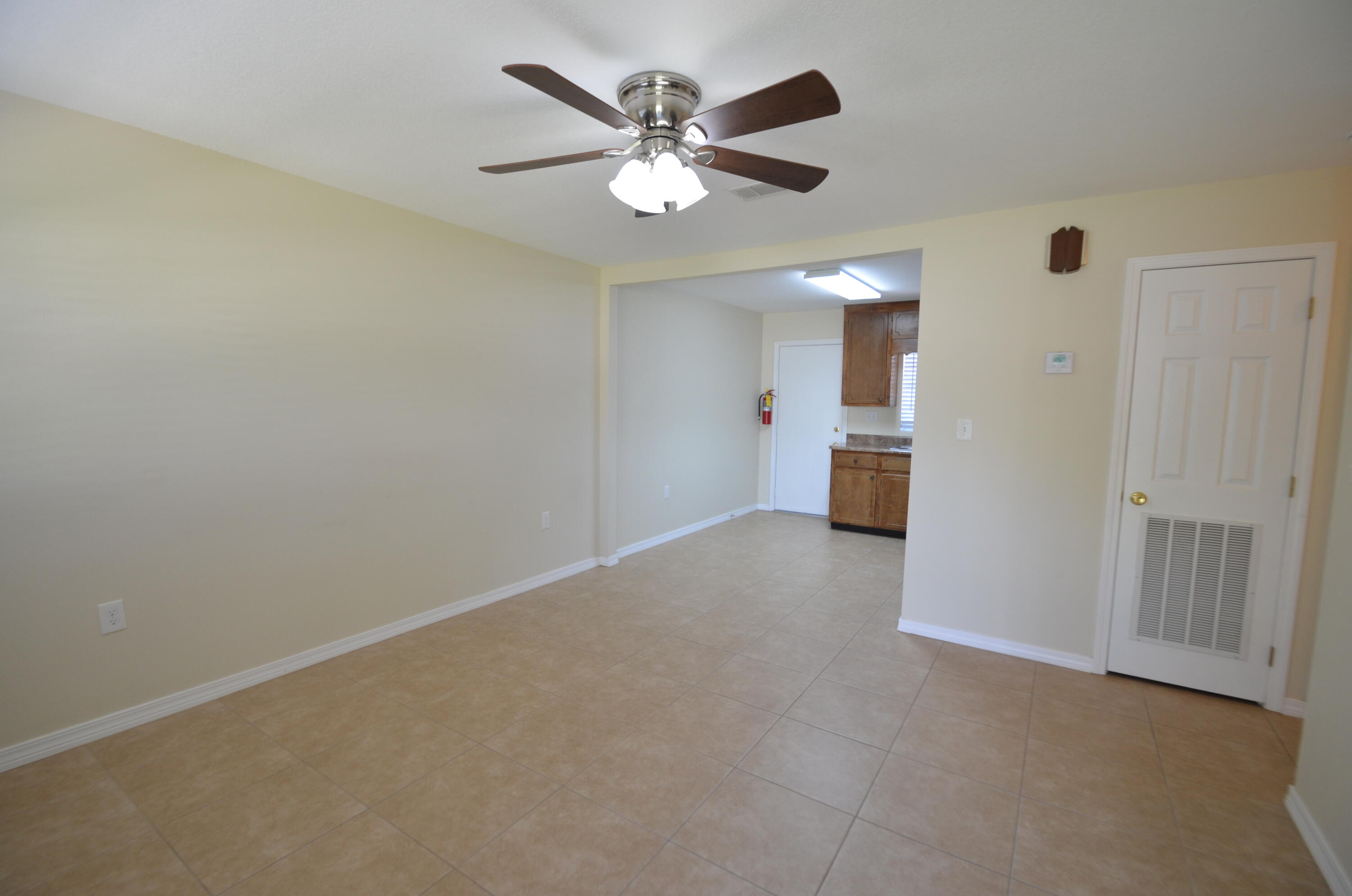 Racetrack Rd 1st Sub - Residential Lease