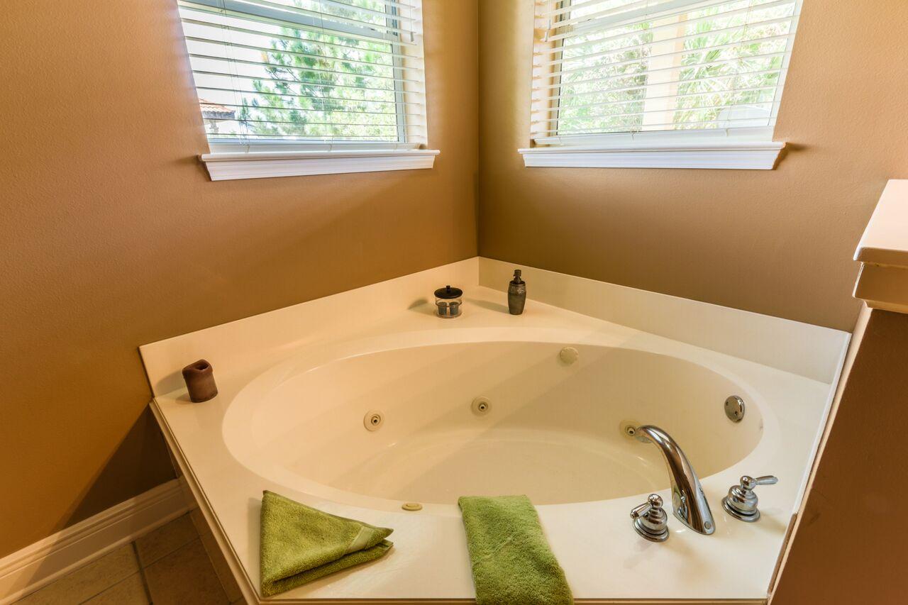 CALUSA BAY S/D - Residential