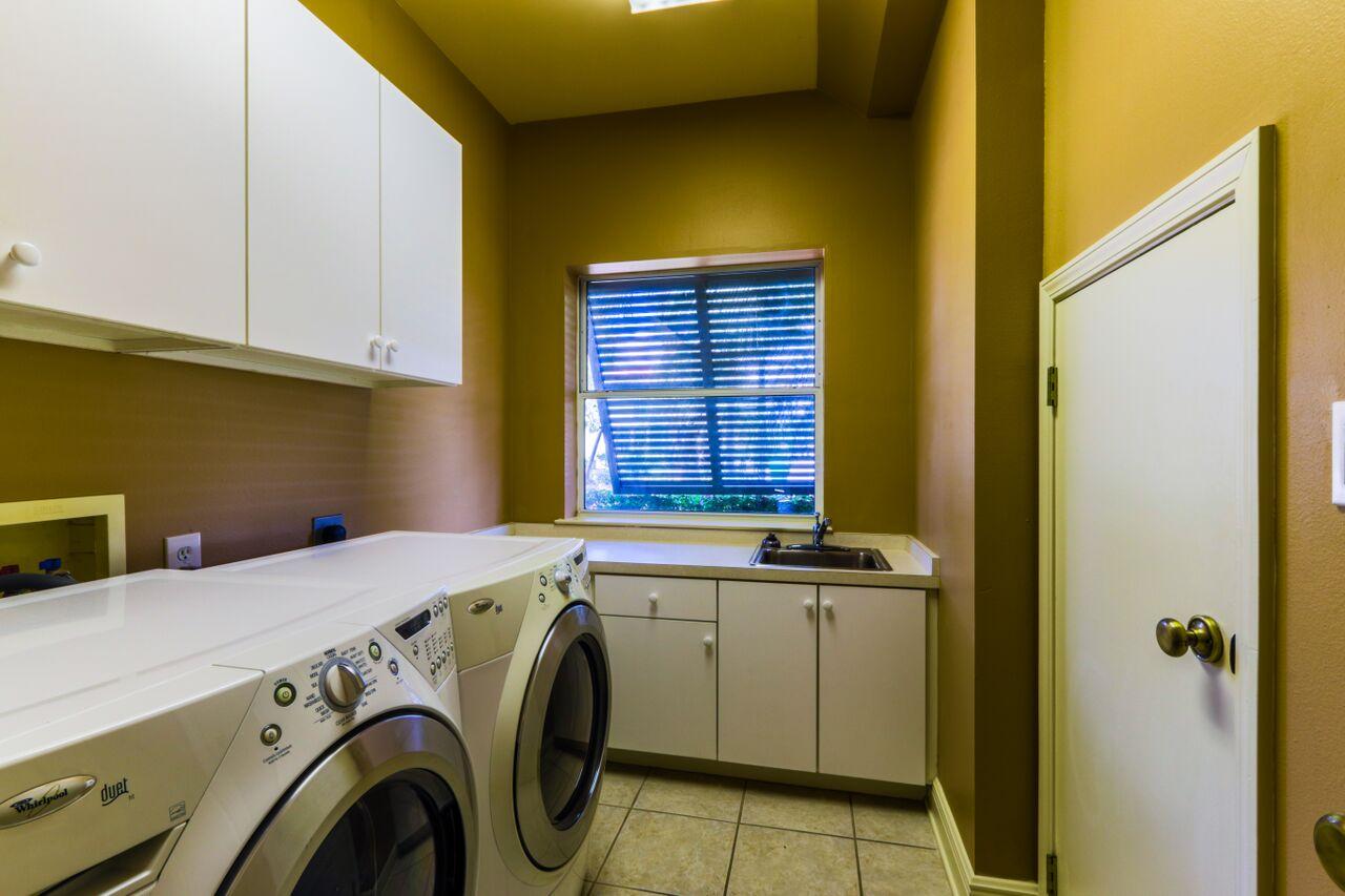 CALUSA BAY S/D - Residential