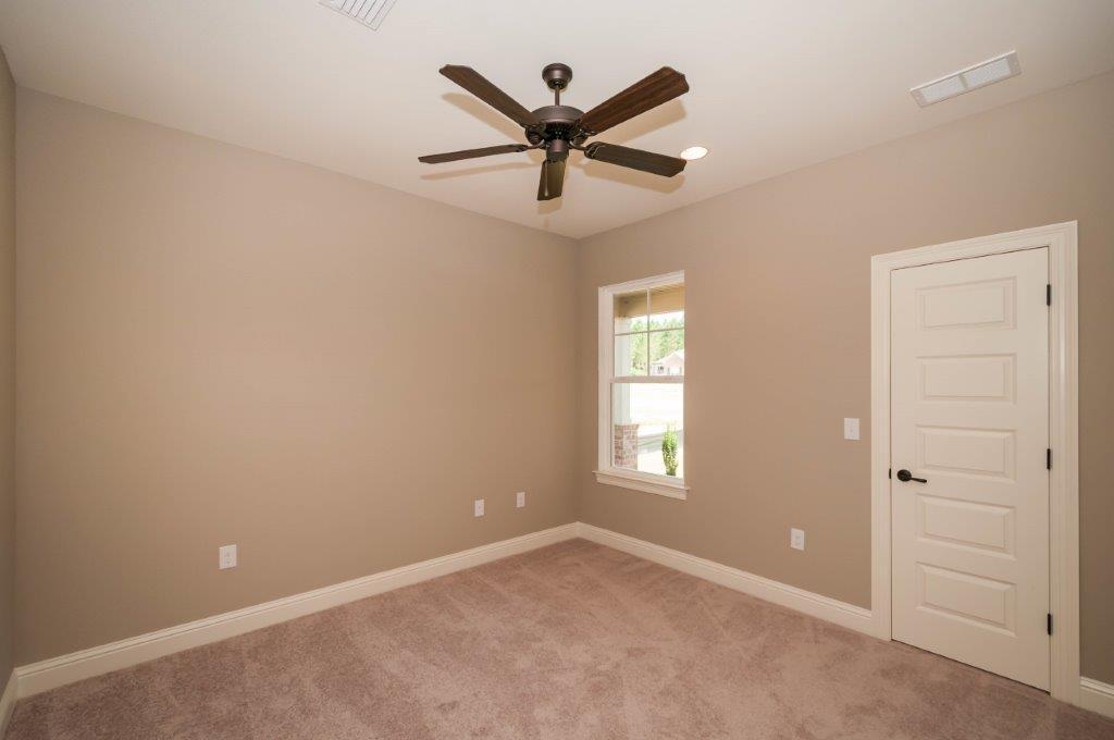 MILL CREEK FARMS - Residential