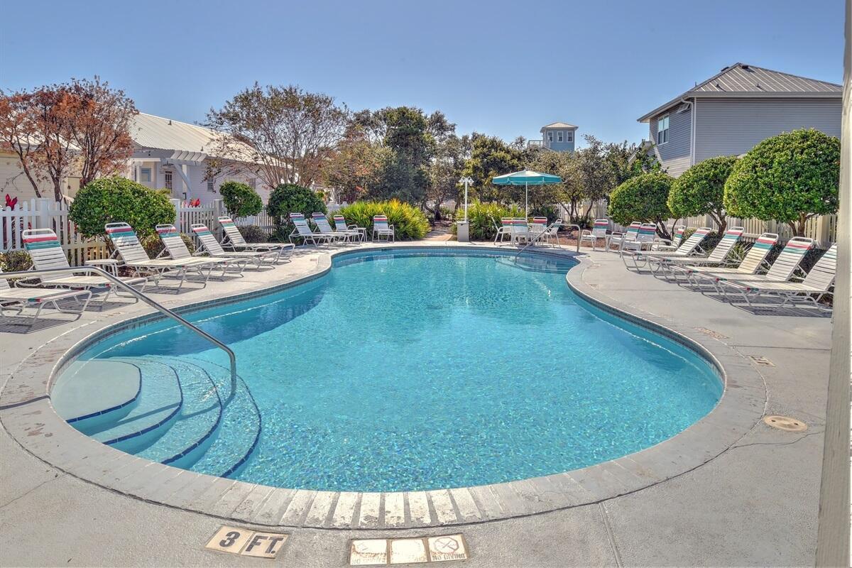 CRYSTAL BEACH COTTAGES PH 2 - Residential