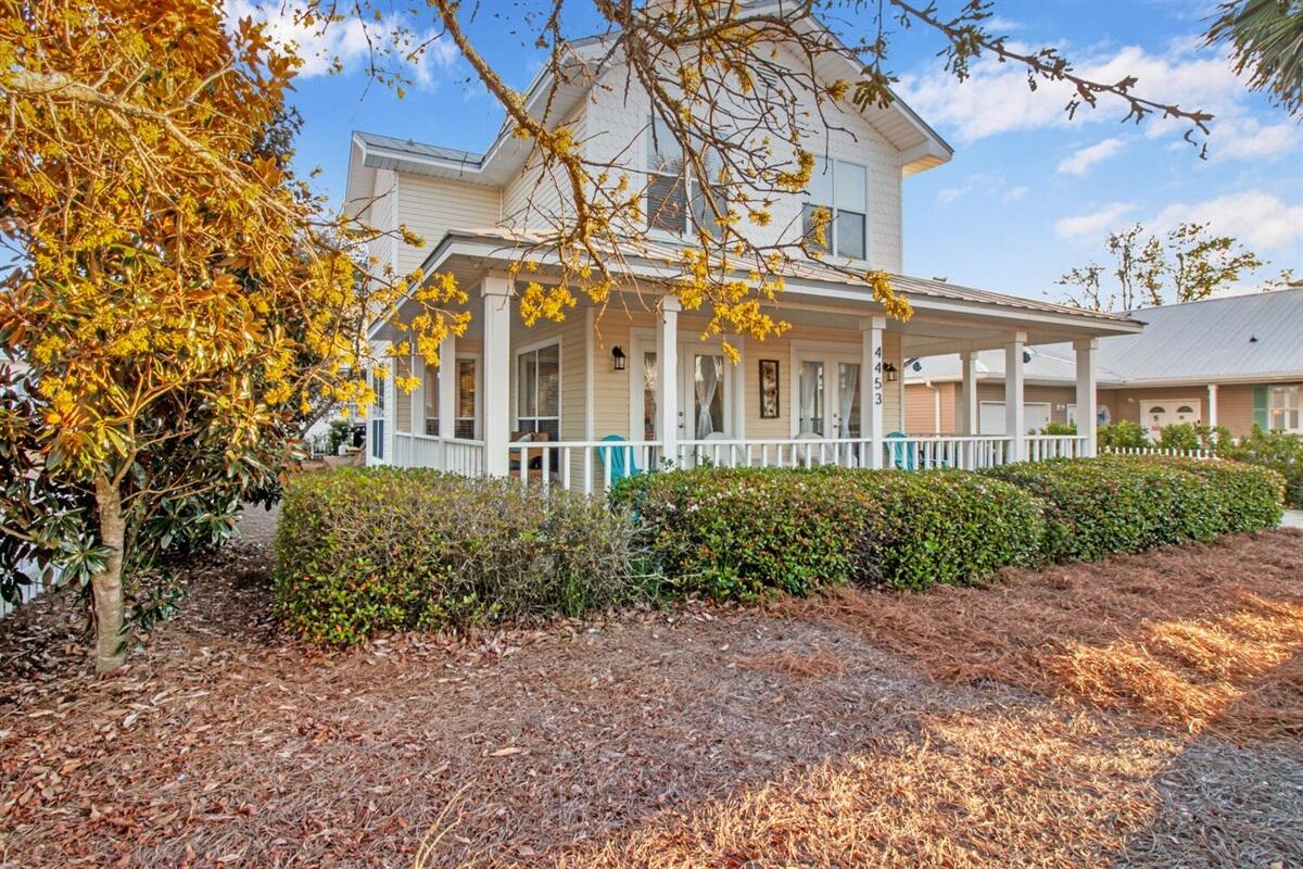 CRYSTAL BEACH COTTAGES PH 2 - Residential