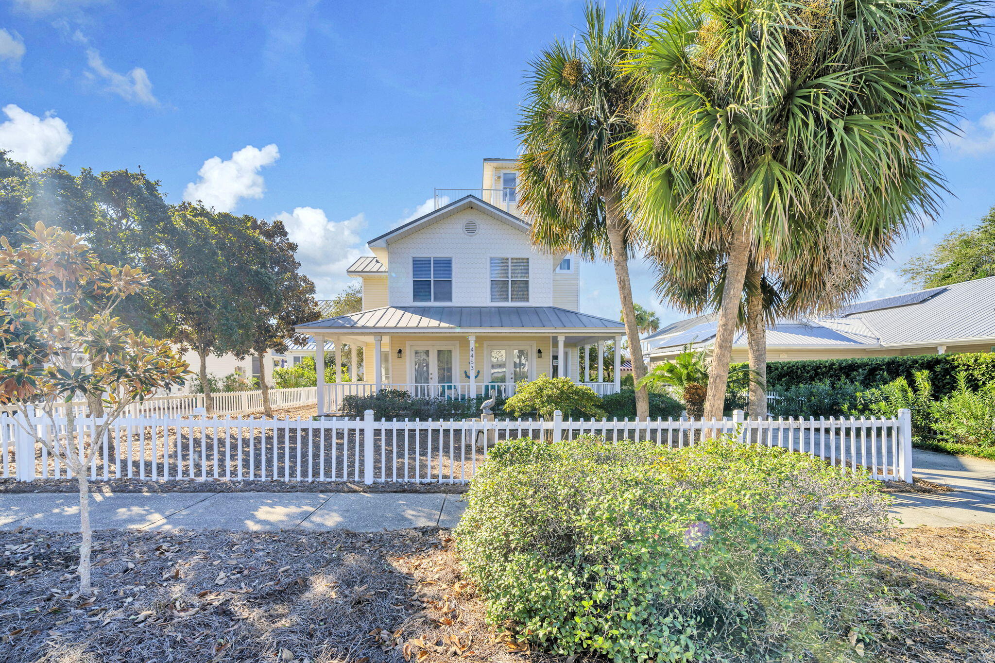 CRYSTAL BEACH COTTAGES PH 2 - Residential