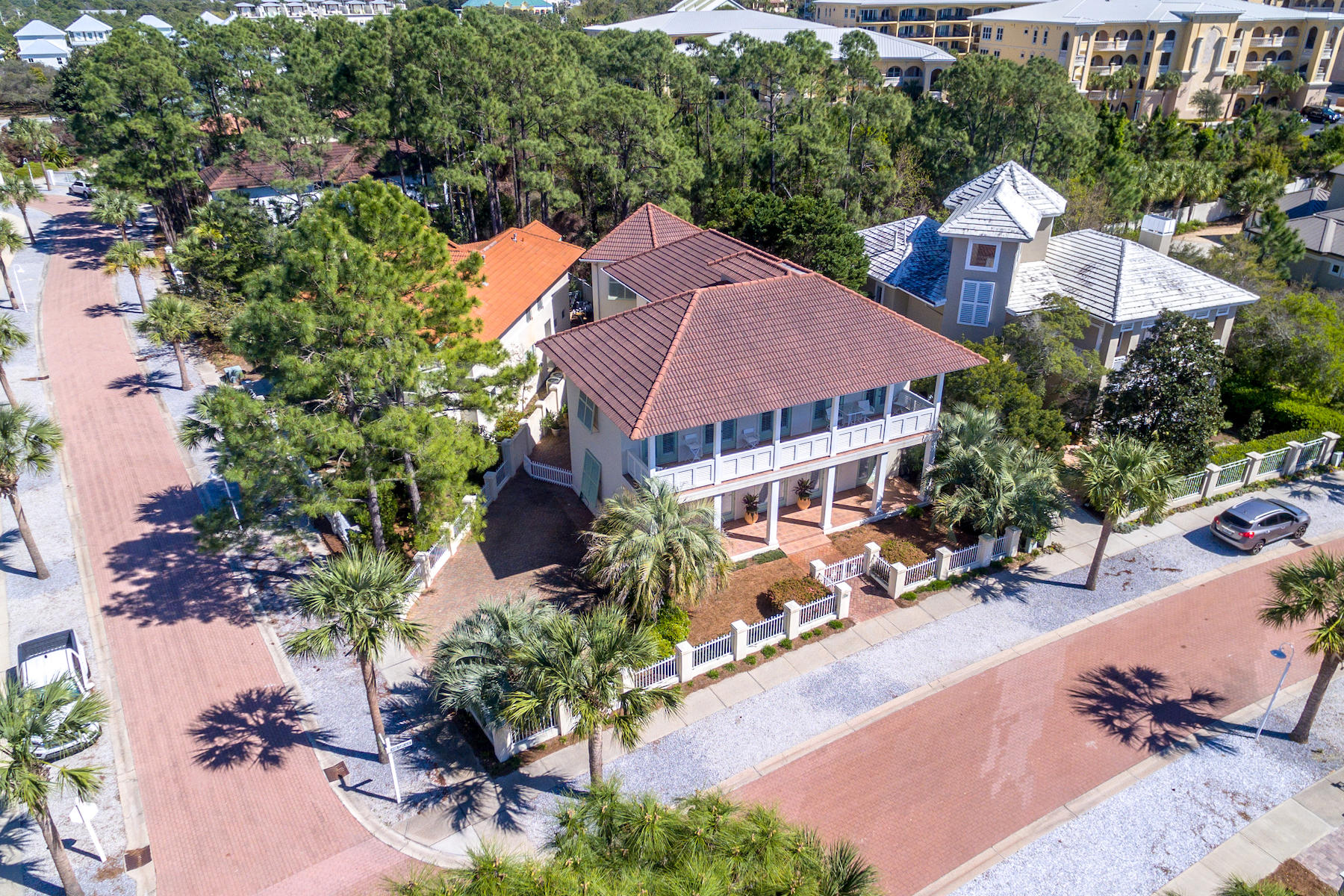 VILLAGE OF WHITE CLIFFS THE - Residential