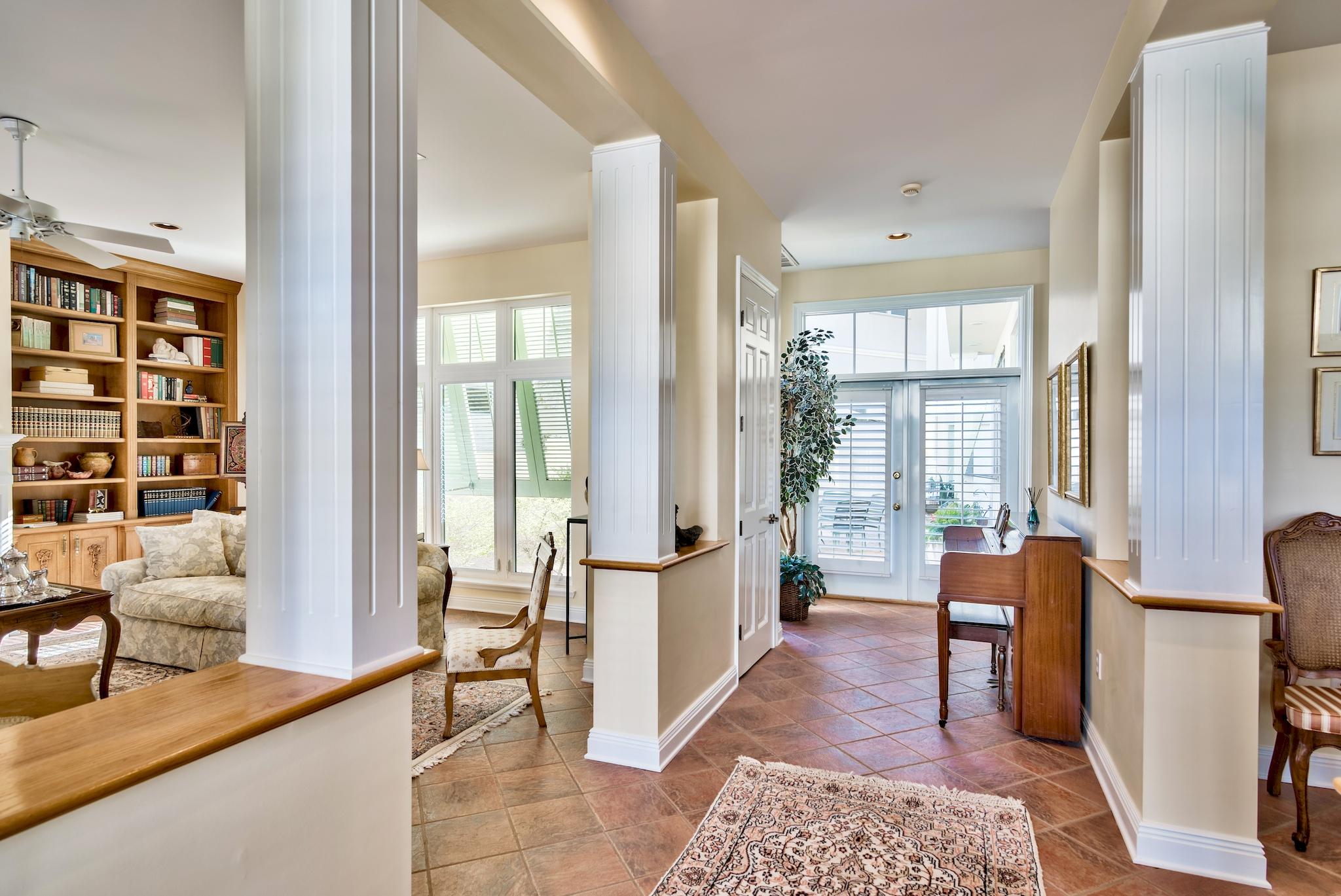 VILLAGE OF WHITE CLIFFS THE - Residential