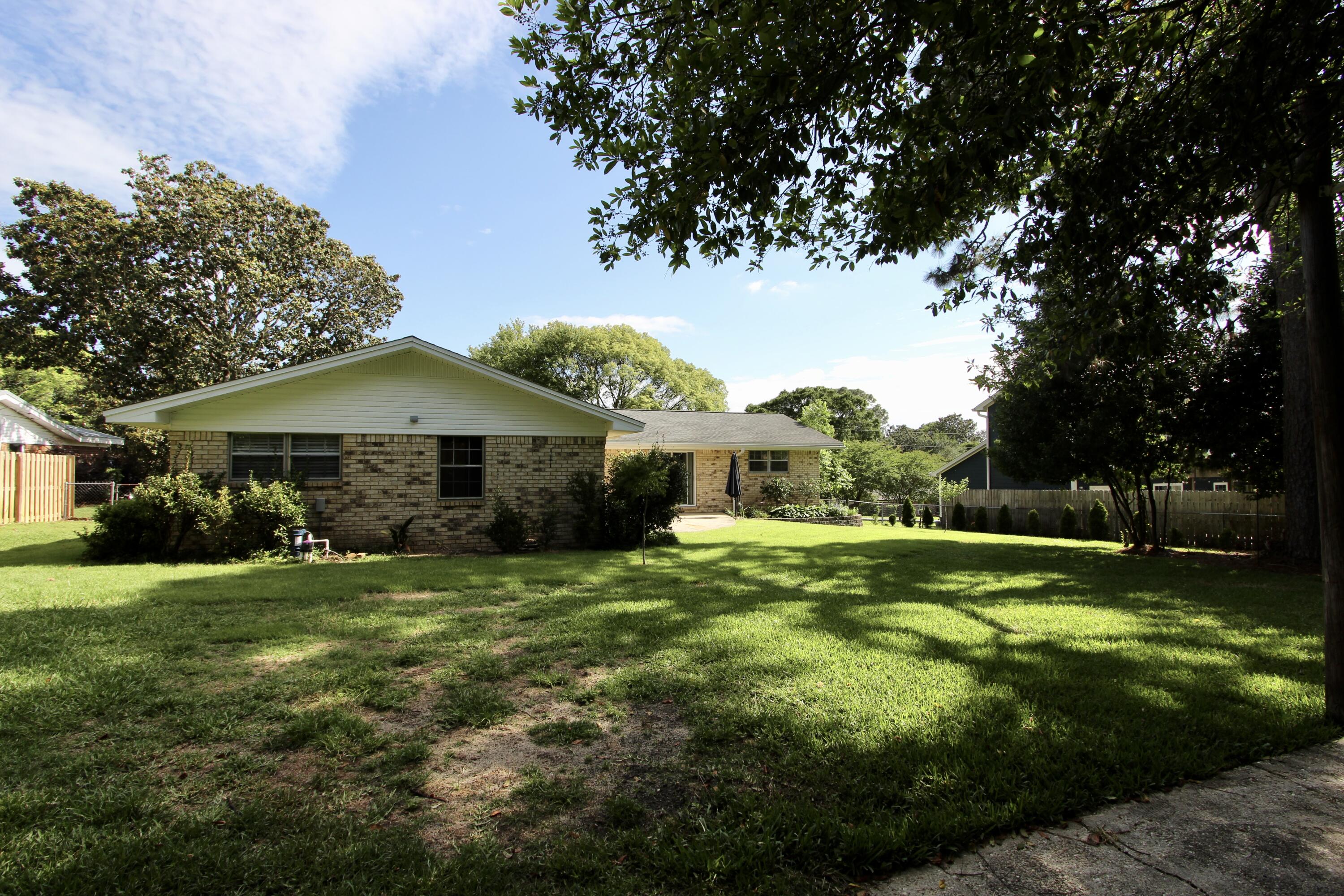 POQUITO BAYOU - Residential