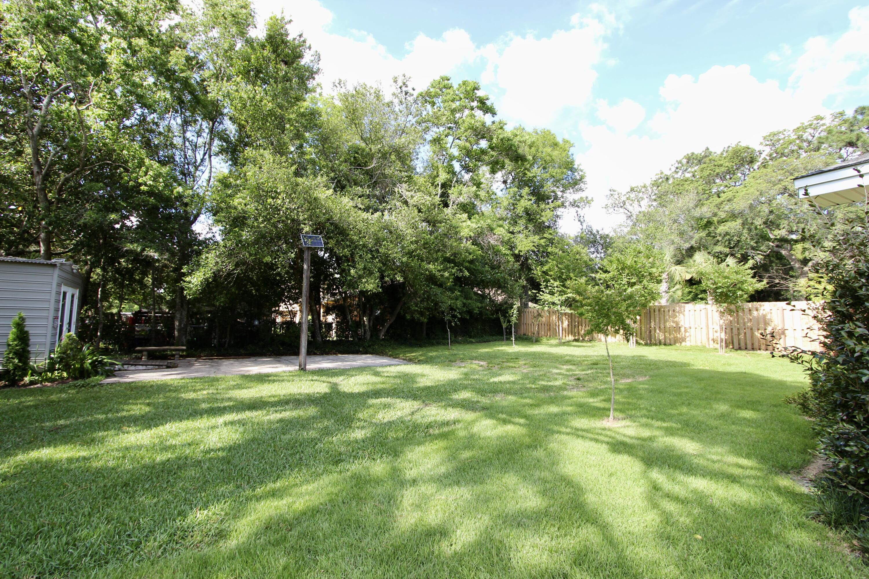 POQUITO BAYOU - Residential