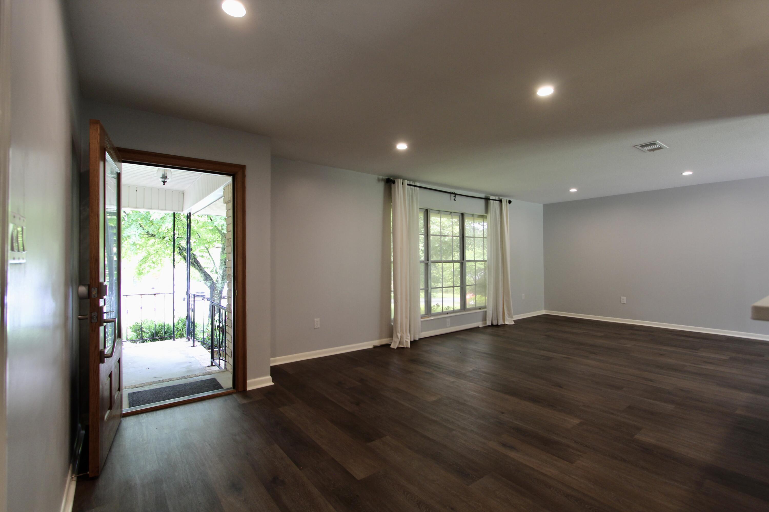 POQUITO BAYOU - Residential