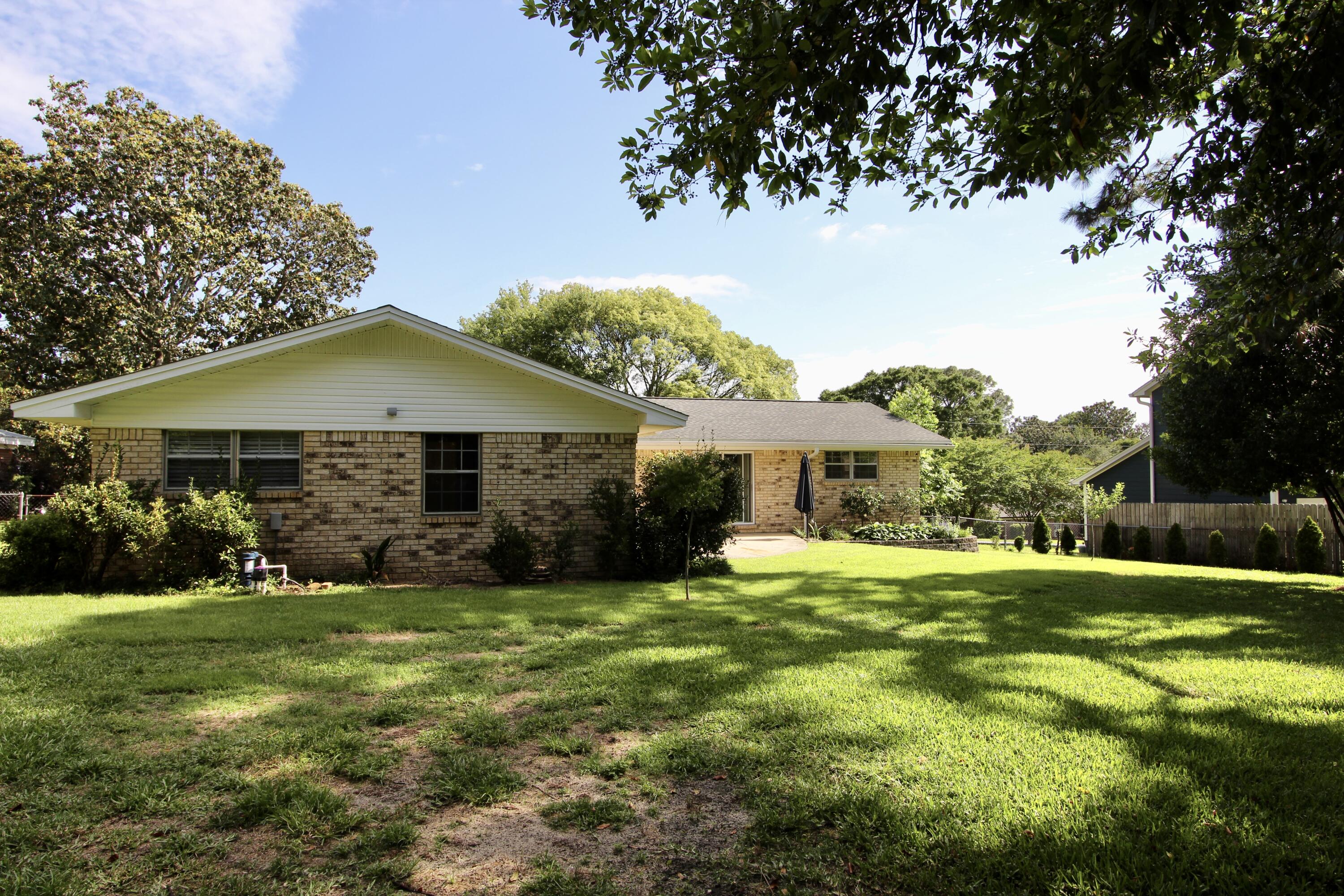 POQUITO BAYOU - Residential