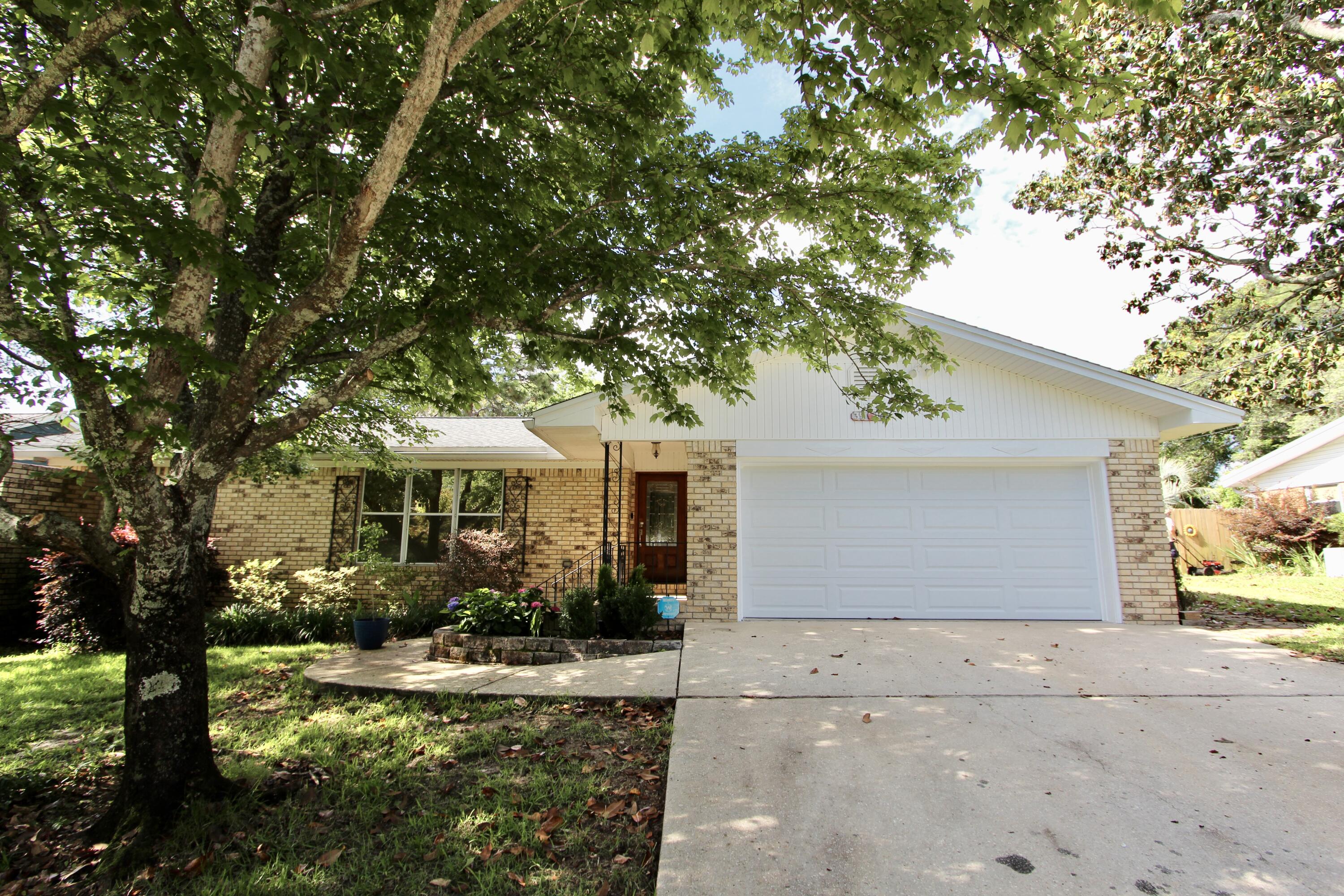 POQUITO BAYOU - Residential