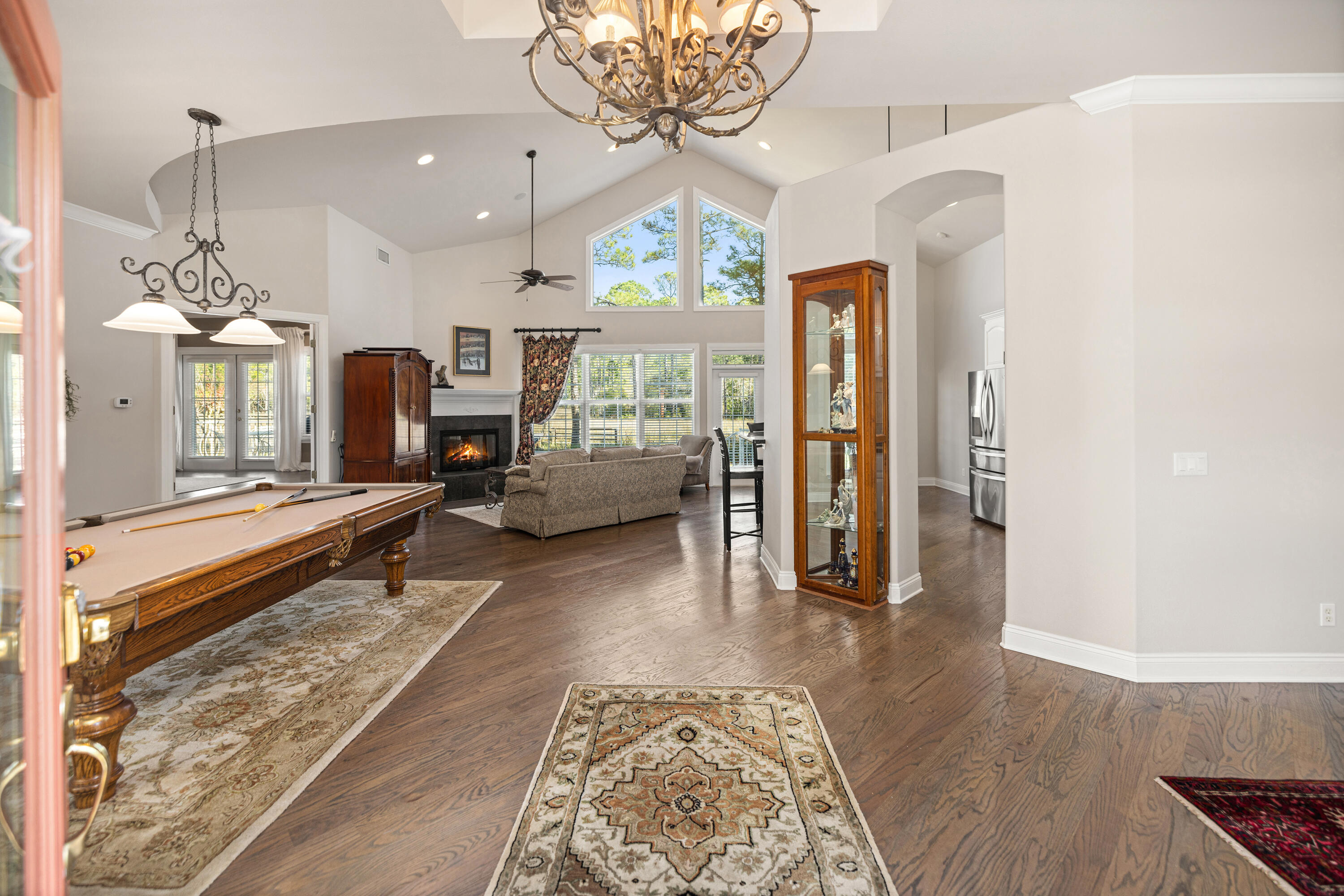 BAY PINE SHORES - Residential