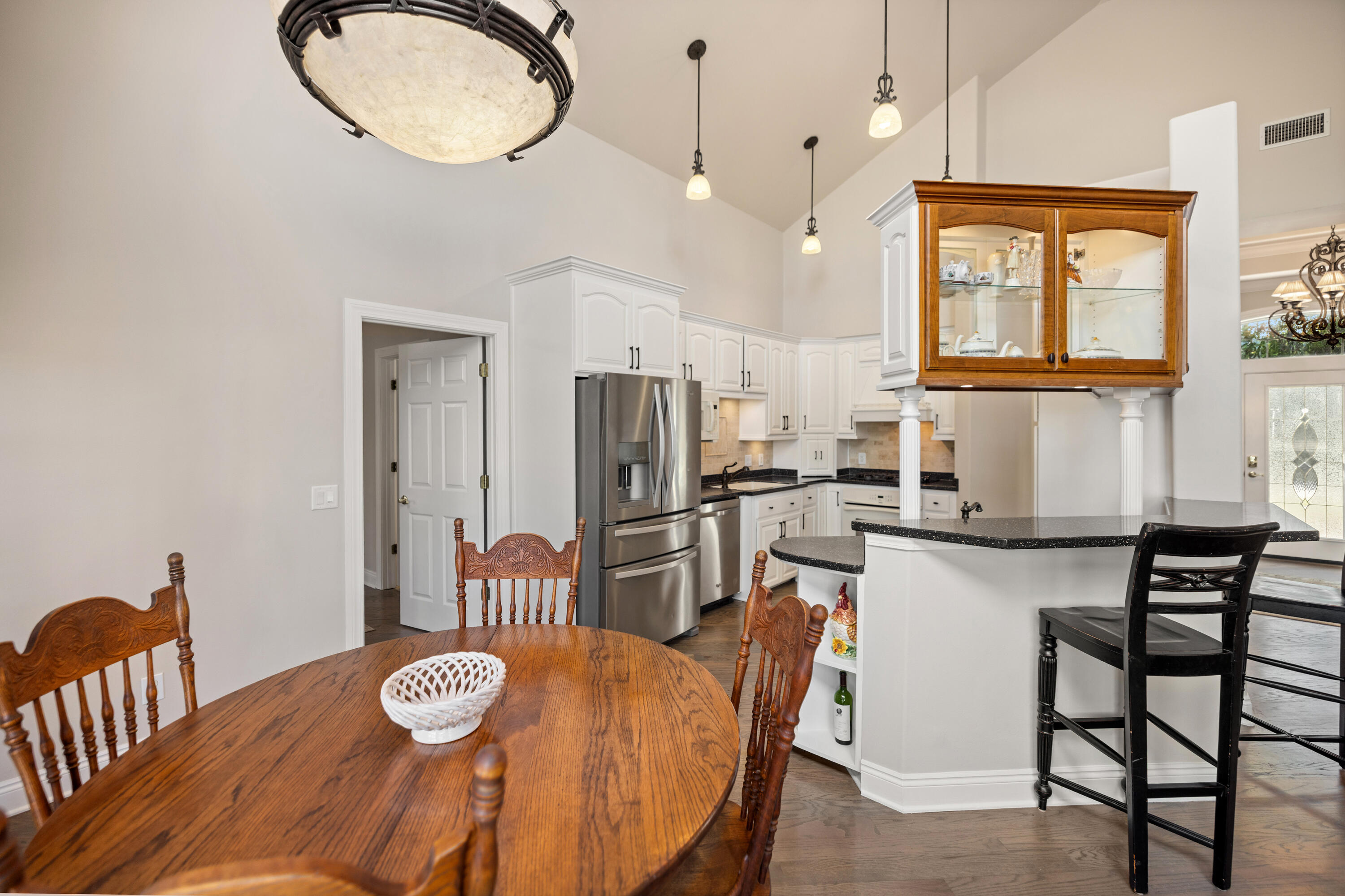 BAY PINE SHORES - Residential