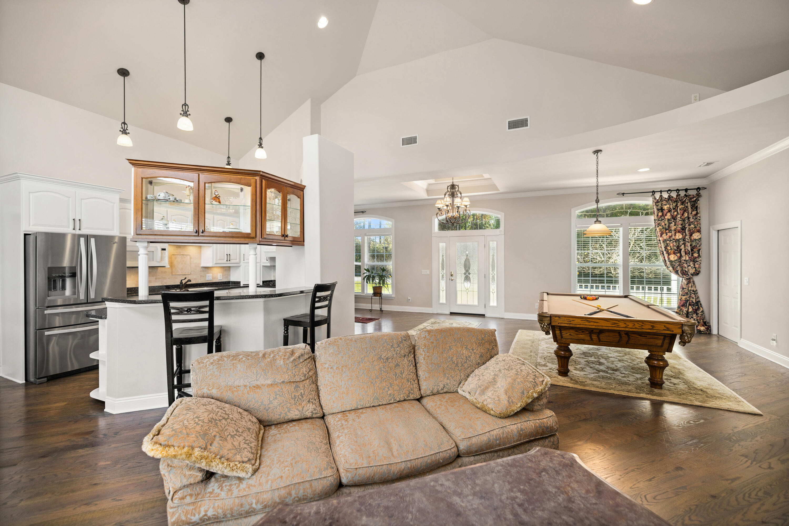 BAY PINE SHORES - Residential