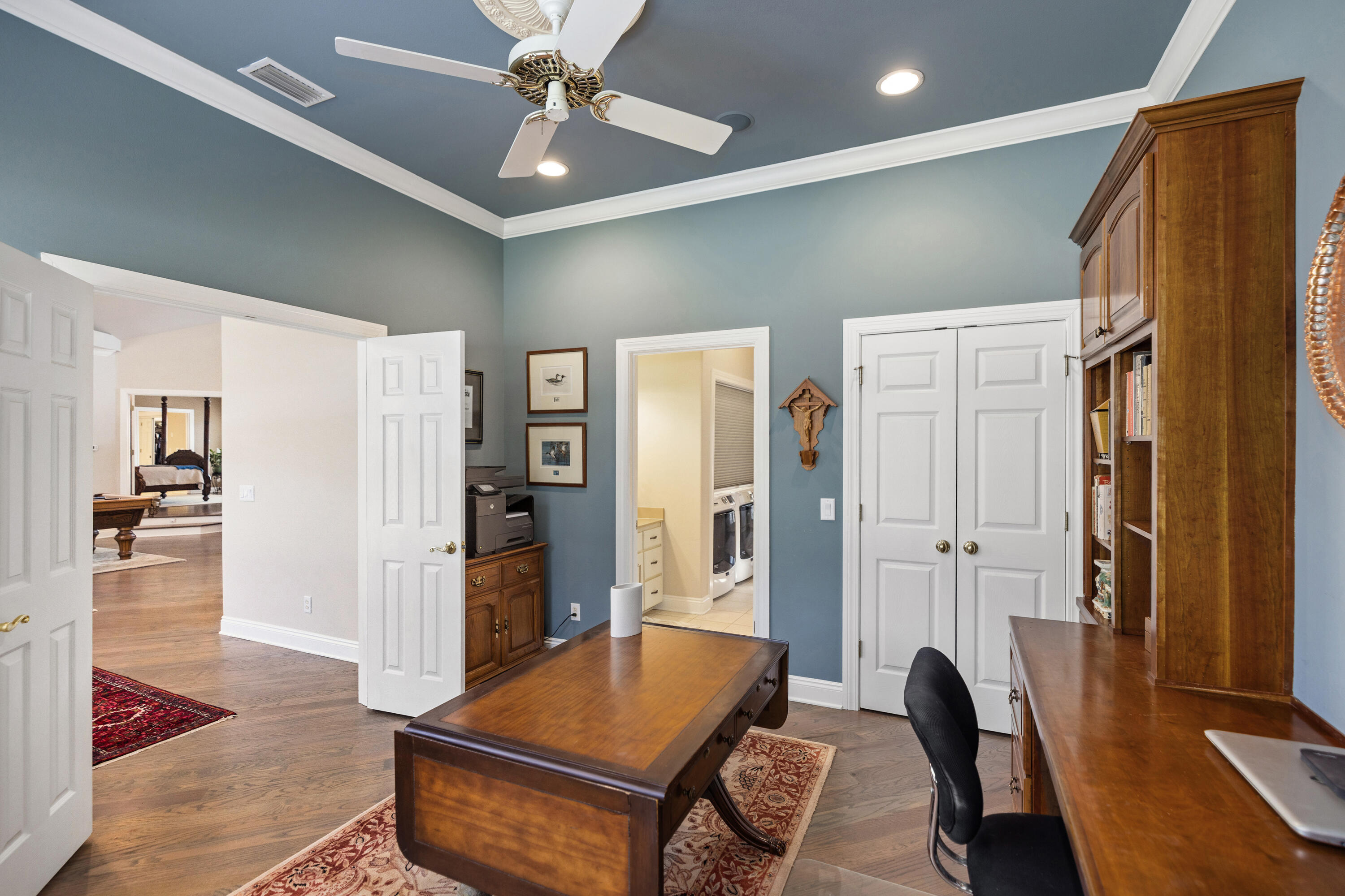 BAY PINE SHORES - Residential