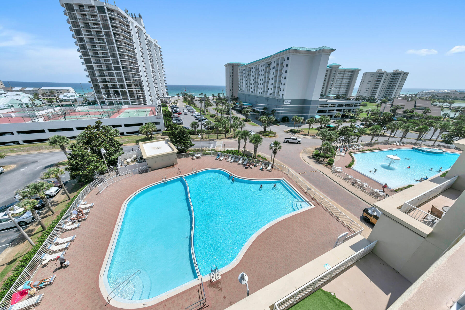 ARIEL DUNES - Residential