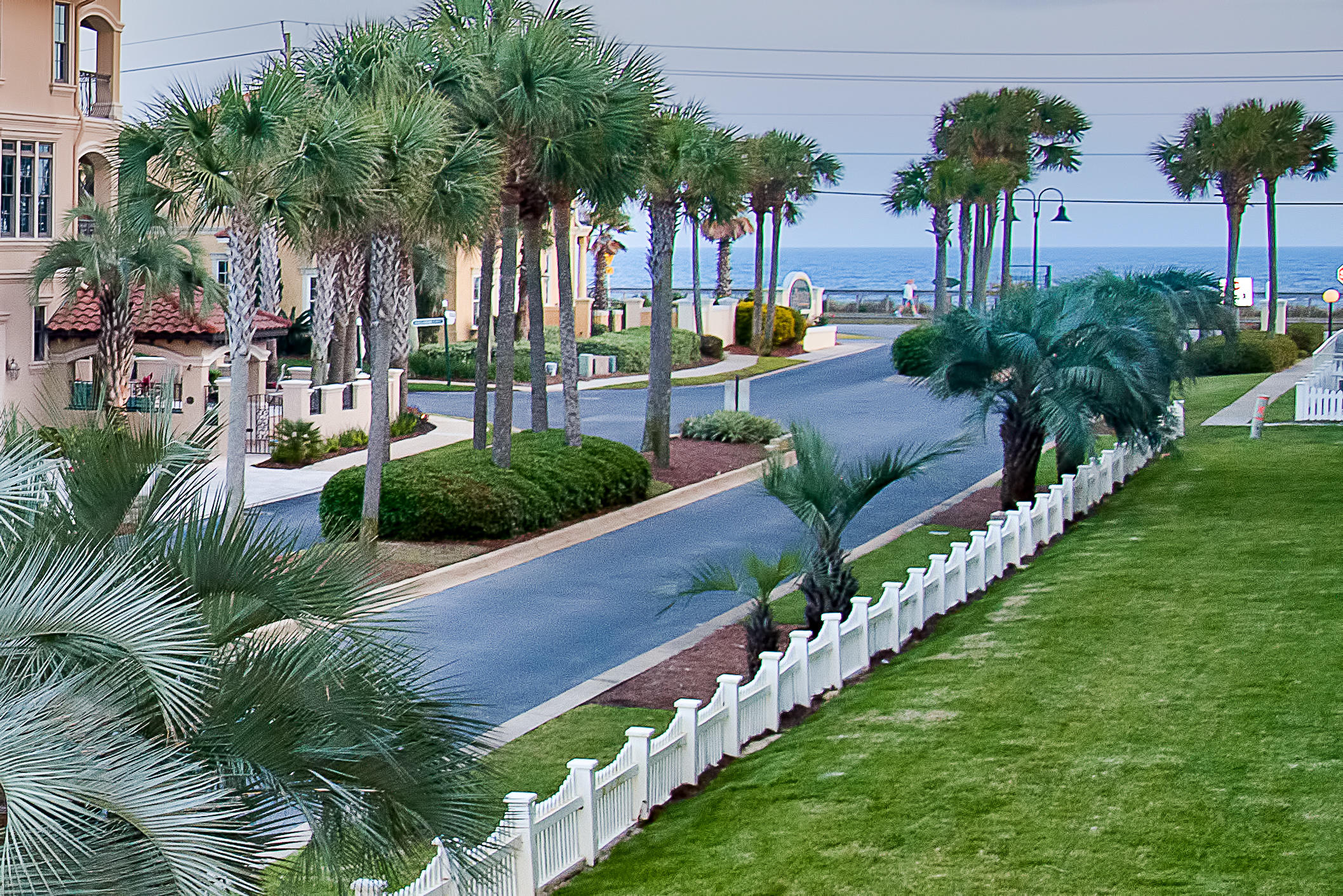 MARAVILLA COTTAGES - Residential