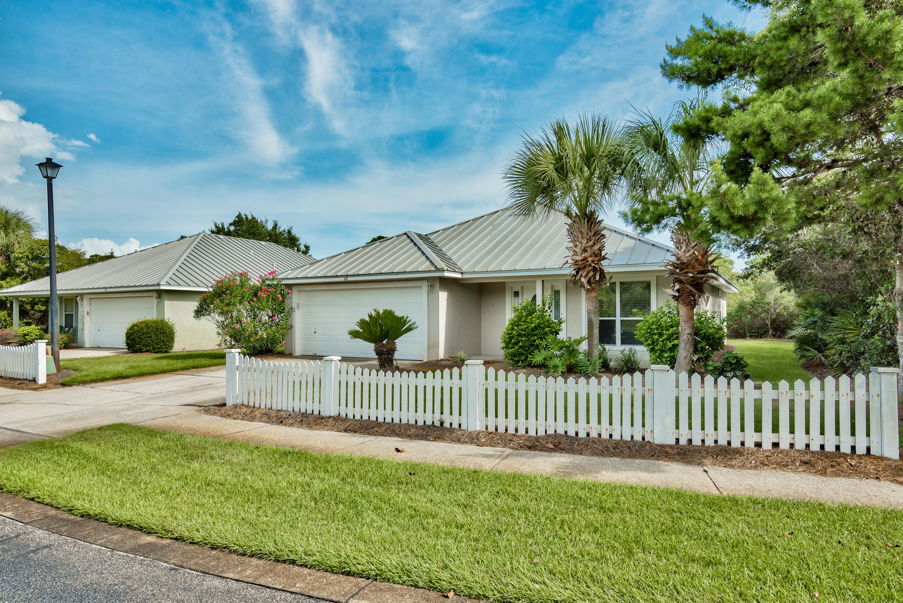 MARAVILLA COTTAGES - Residential