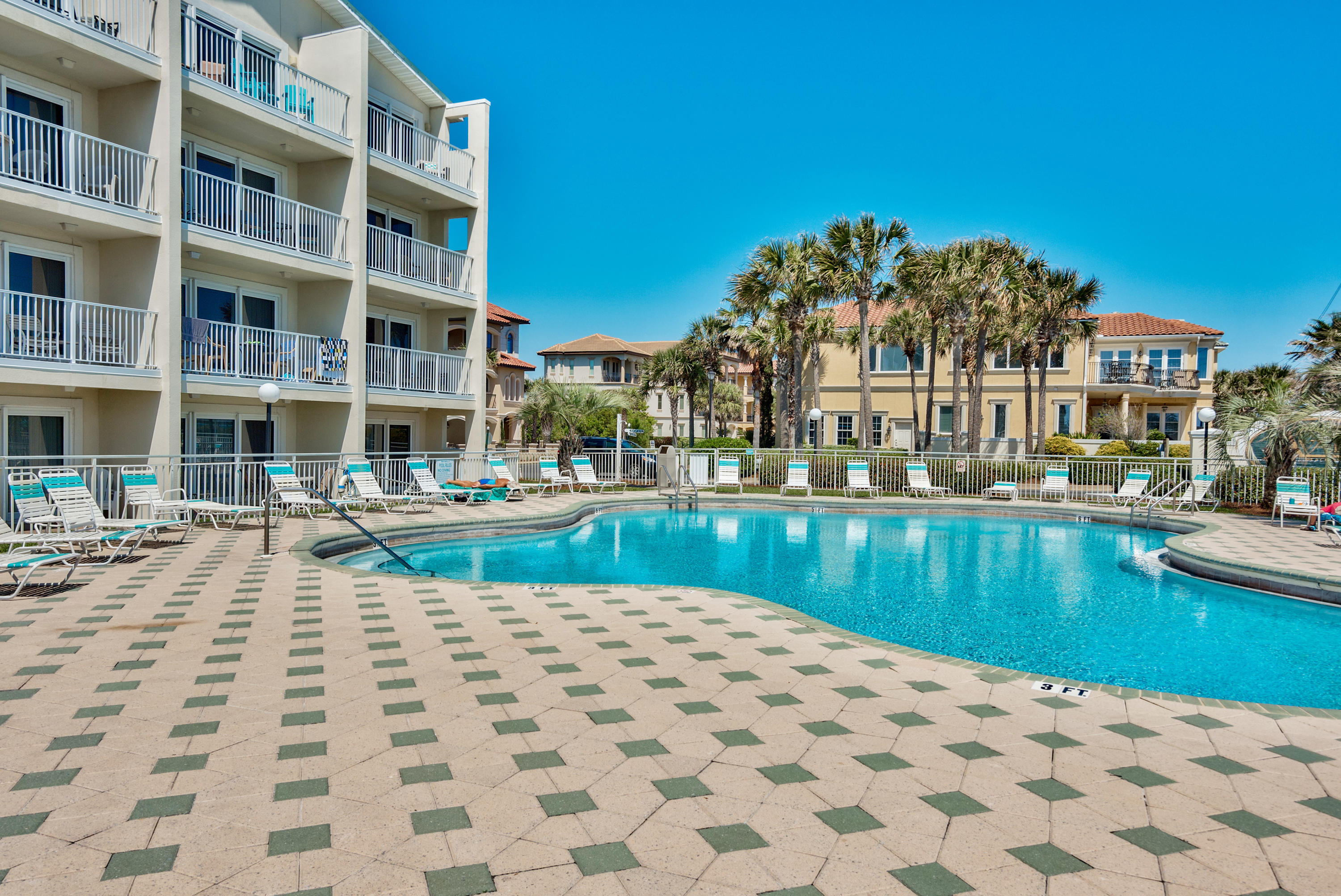 MARAVILLA COTTAGES - Residential