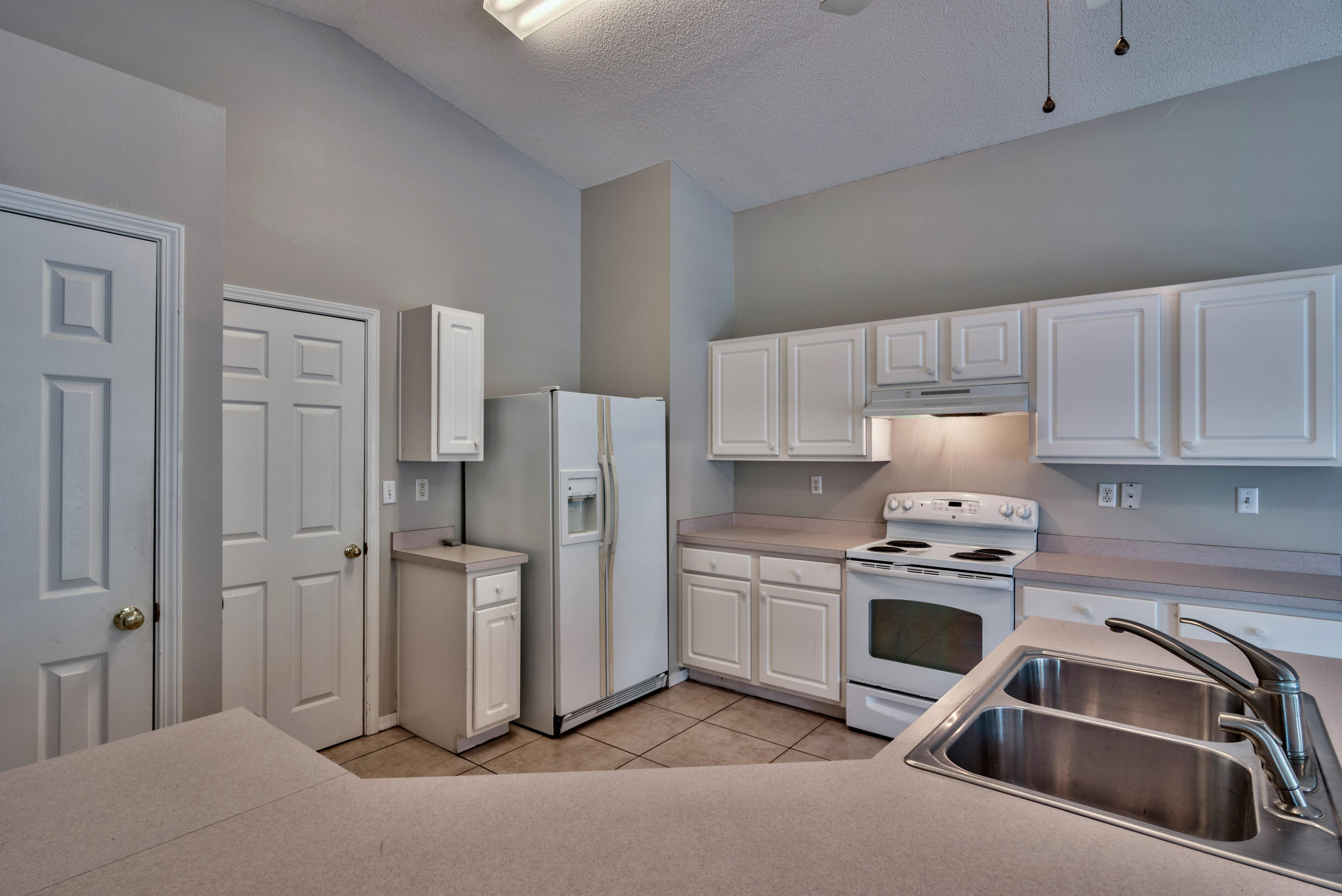 MARAVILLA COTTAGES - Residential