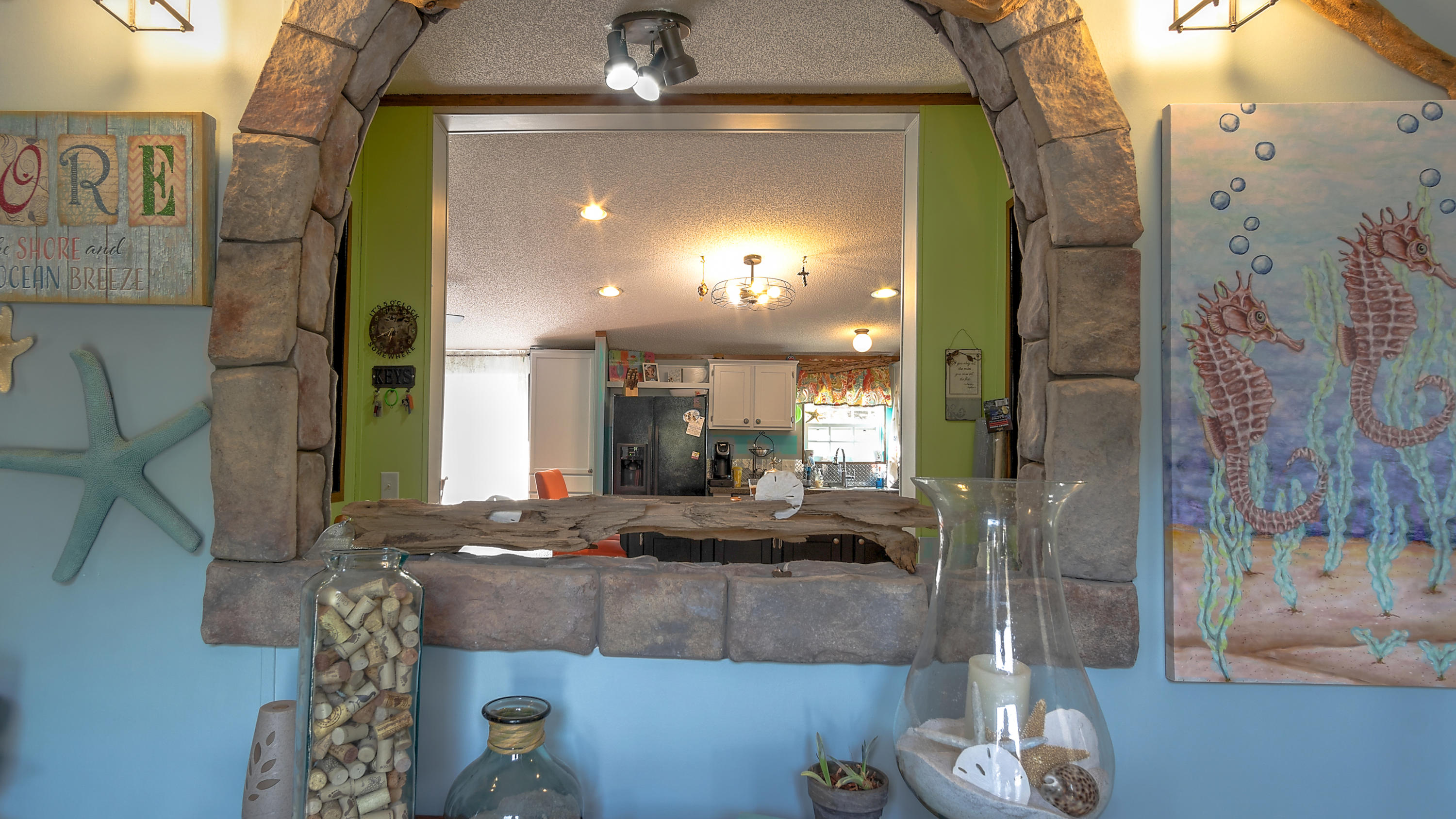 LAGUNA BEACH ESTATES 8TH ADDN - Residential