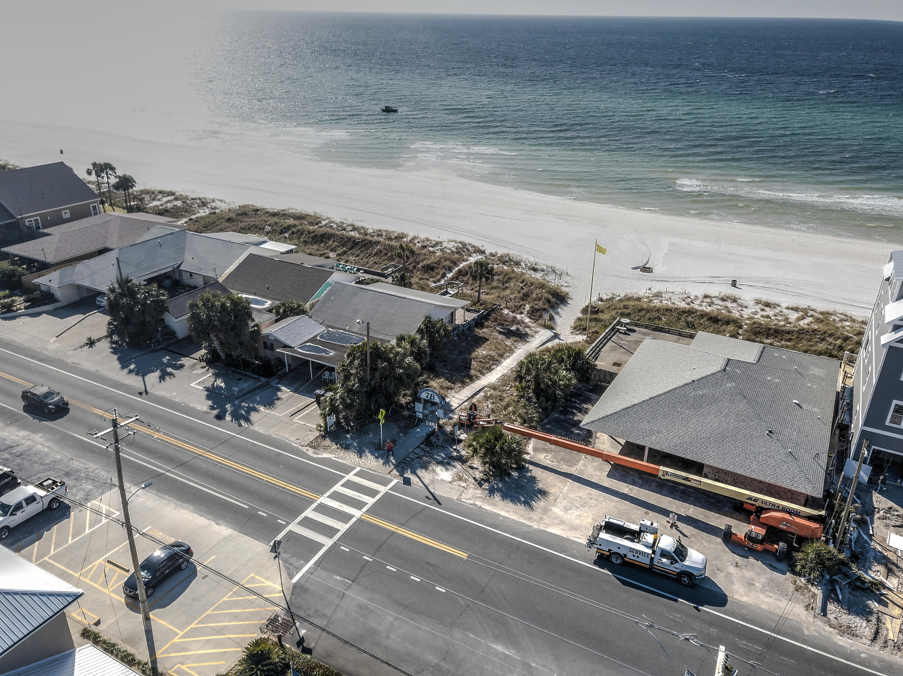 LAGUNA BEACH ESTATES 8TH ADDN - Residential