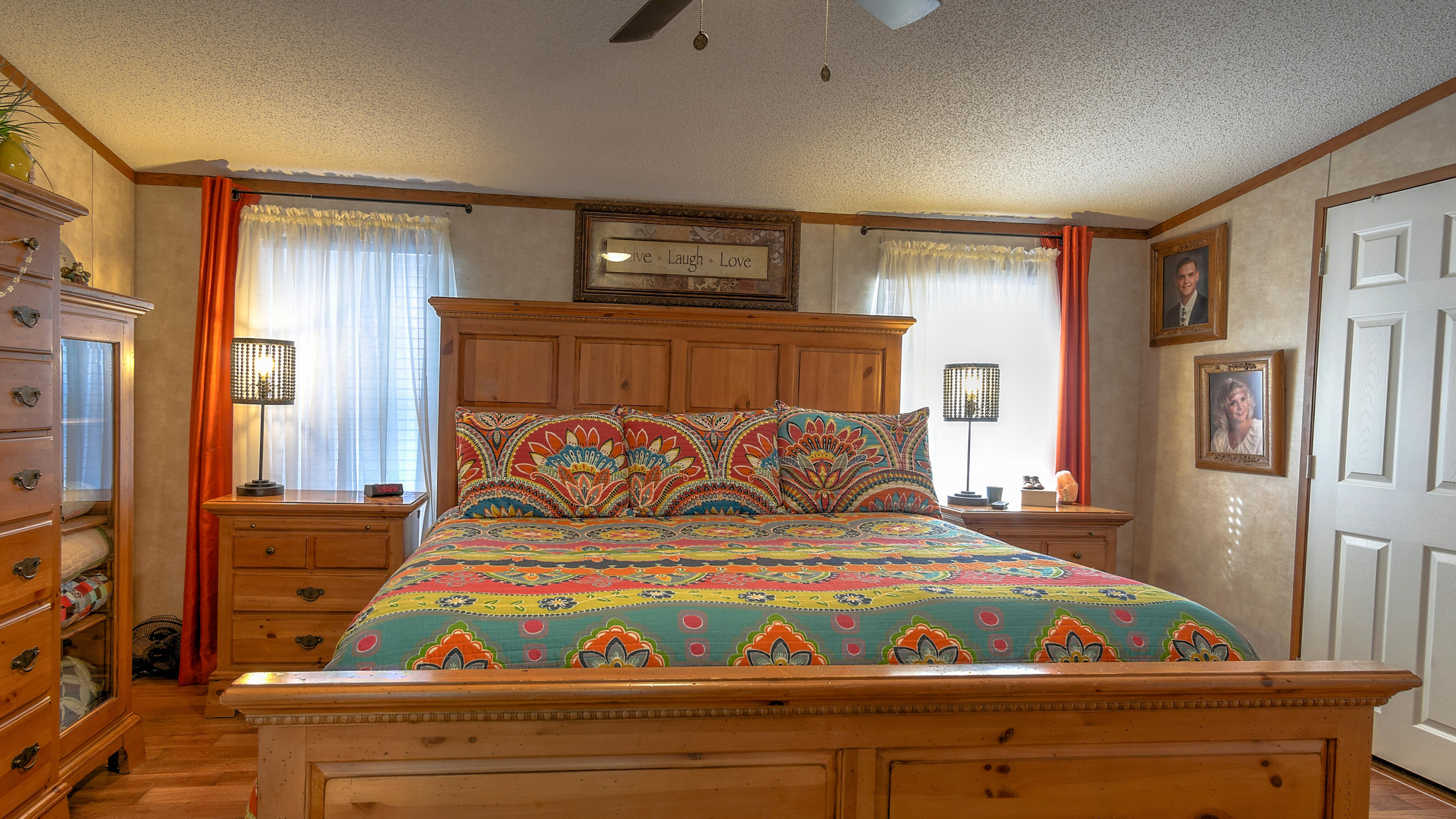 LAGUNA BEACH ESTATES 8TH ADDN - Residential