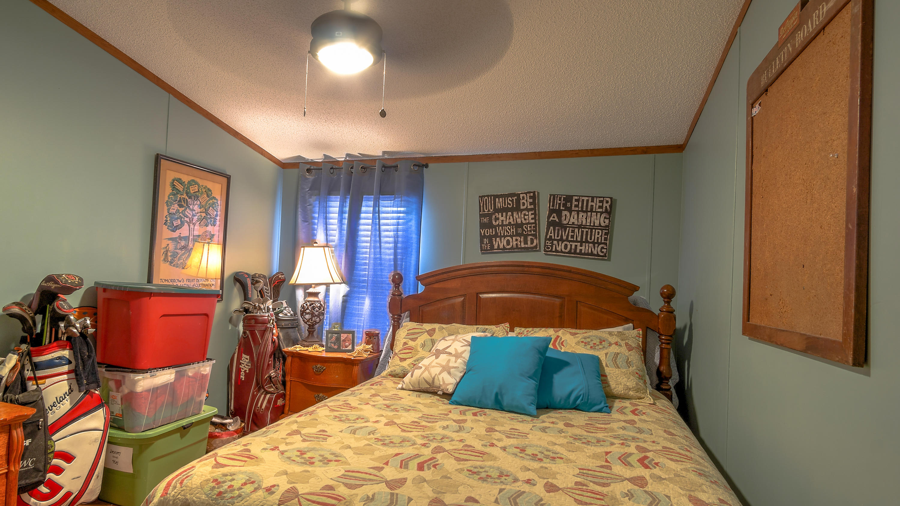 LAGUNA BEACH ESTATES 8TH ADDN - Residential