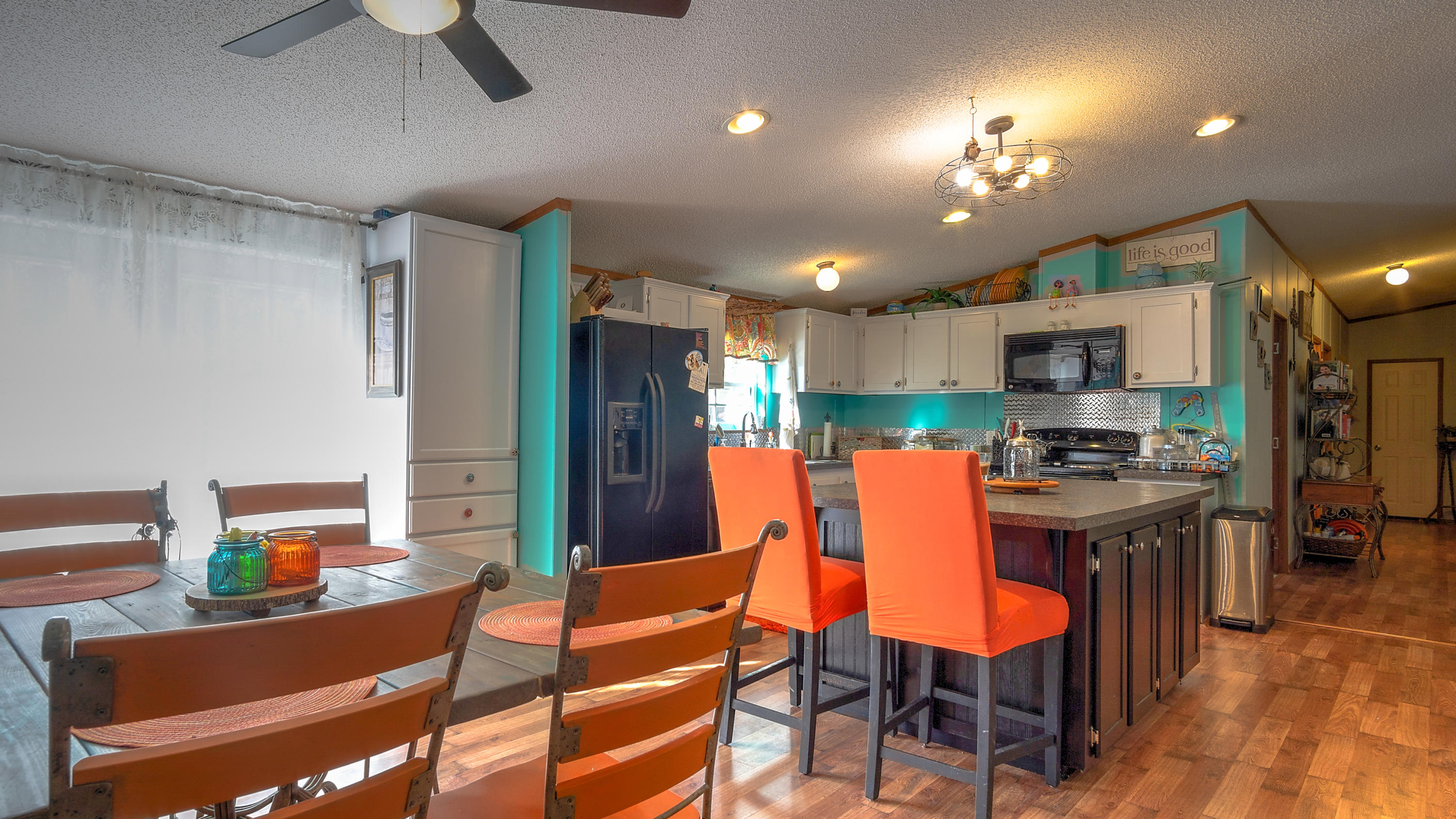 LAGUNA BEACH ESTATES 8TH ADDN - Residential