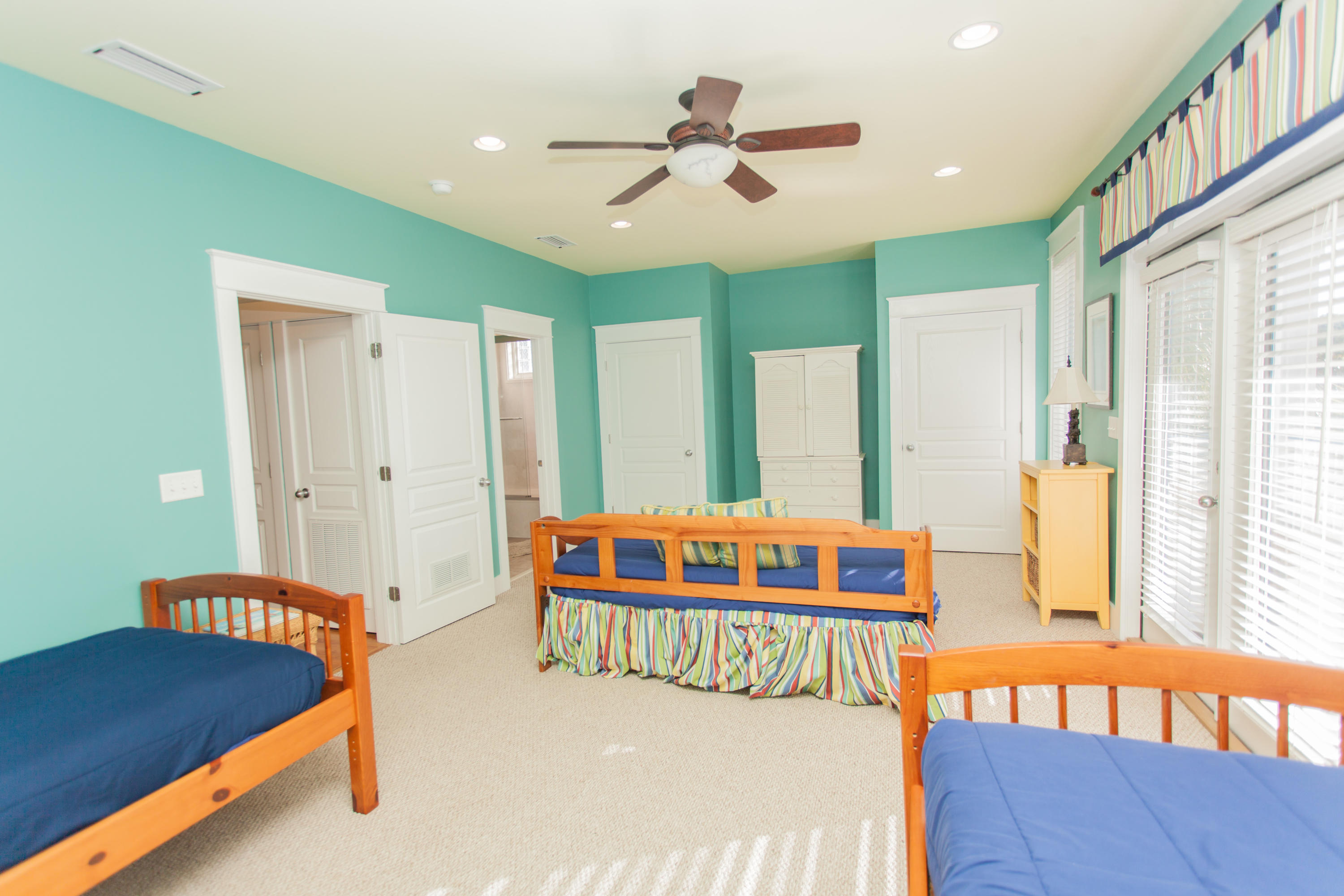 SEACREST BEACH PH 3 - Residential