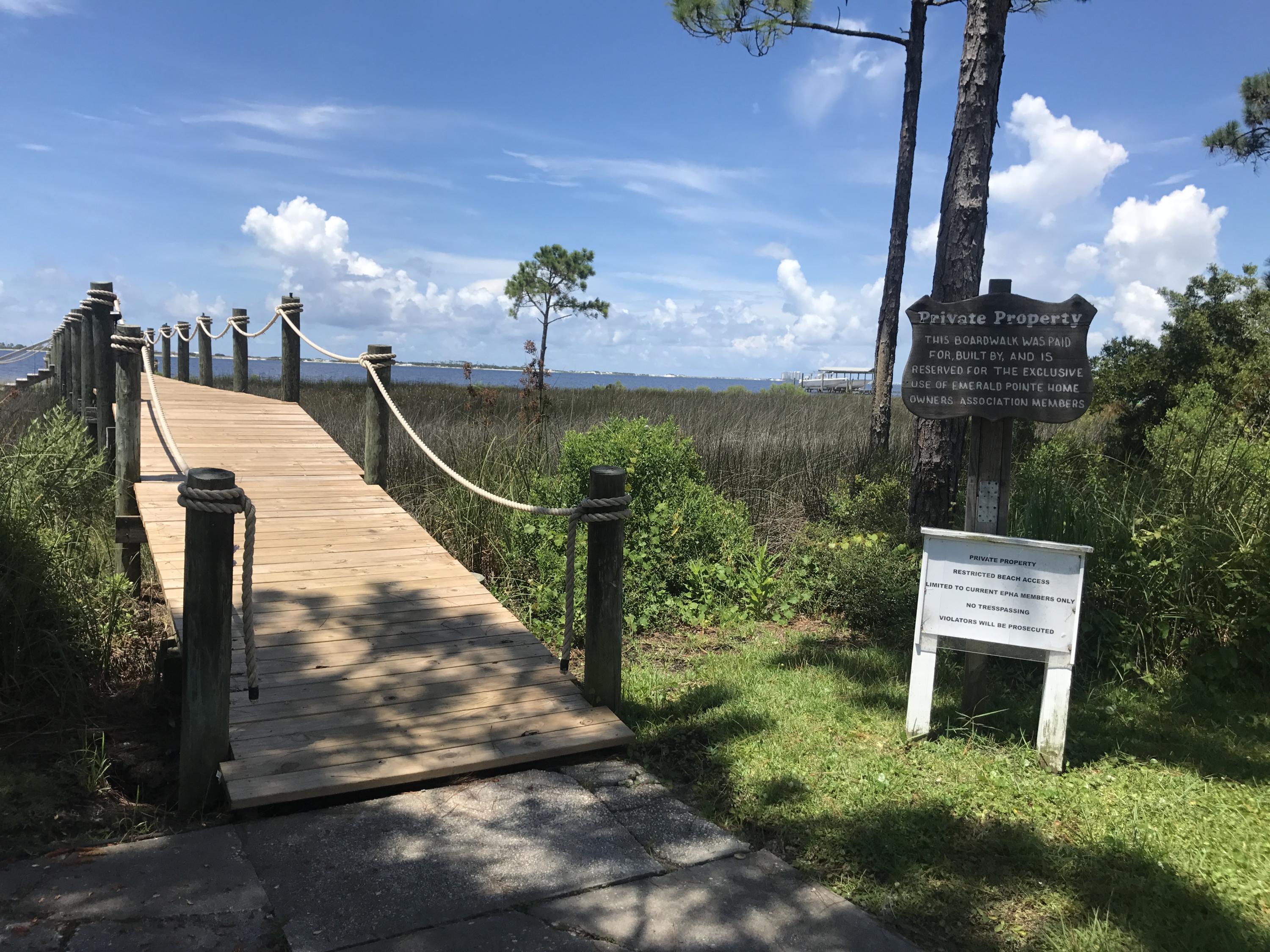 EMERALD POINTE PLAT 1 - Residential