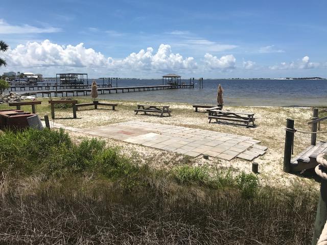 EMERALD POINTE PLAT 1 - Residential