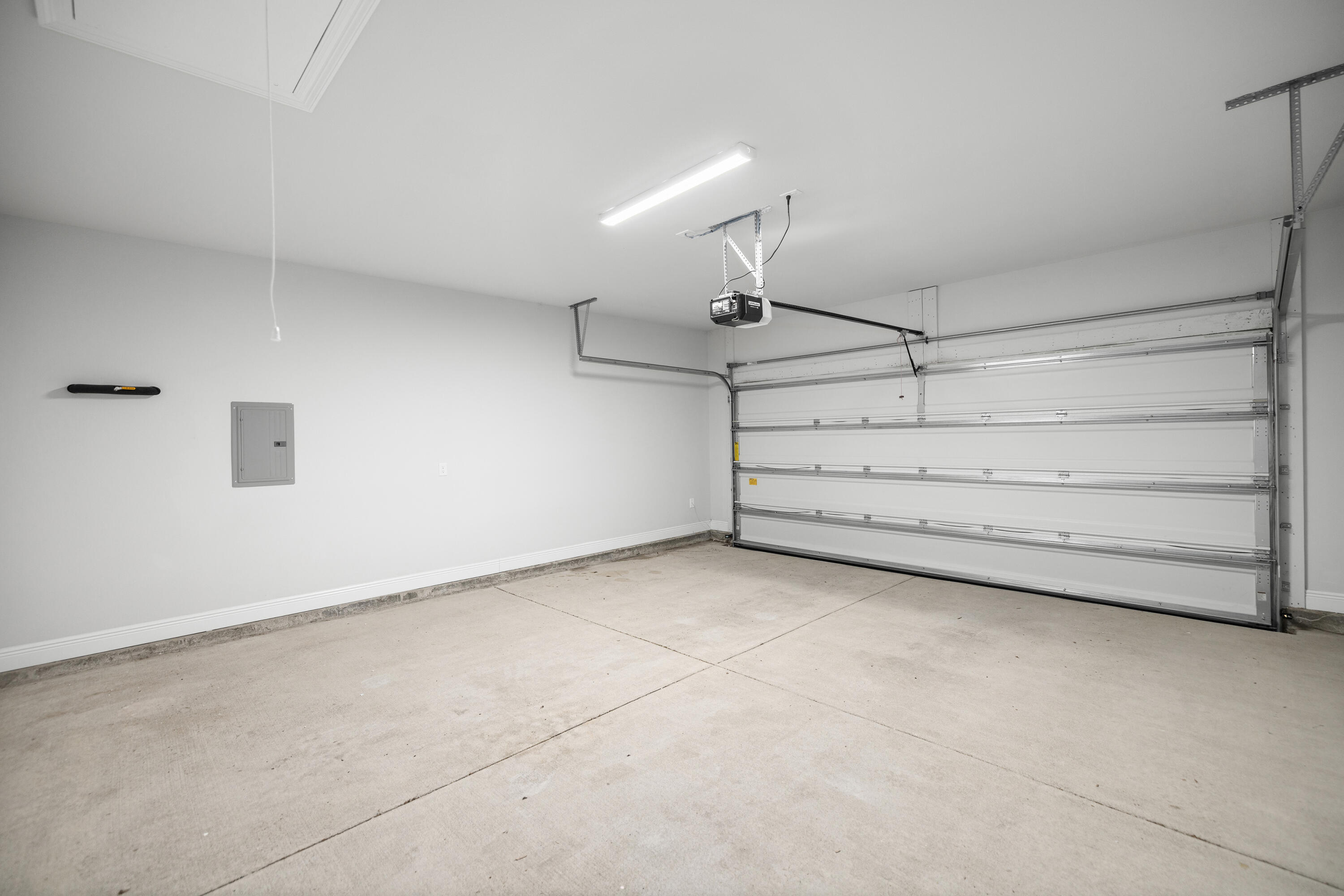 HAMMOCK BAY - BIRD SONG - Residential