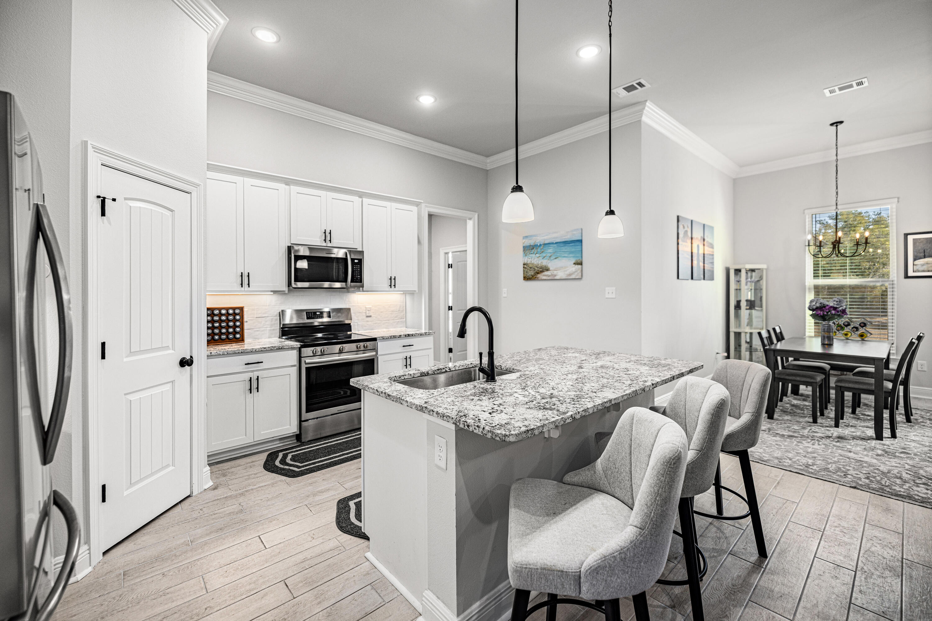 HAMMOCK BAY - BIRD SONG - Residential