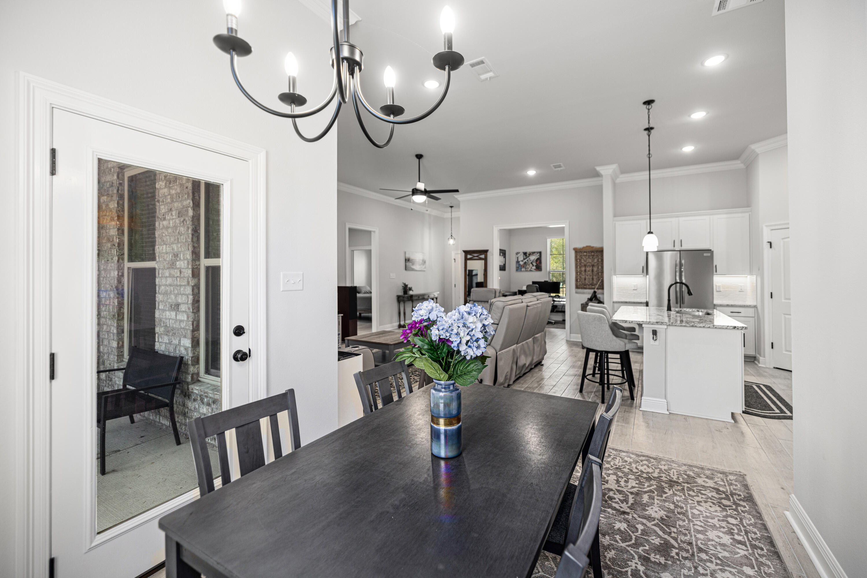 HAMMOCK BAY - BIRD SONG - Residential