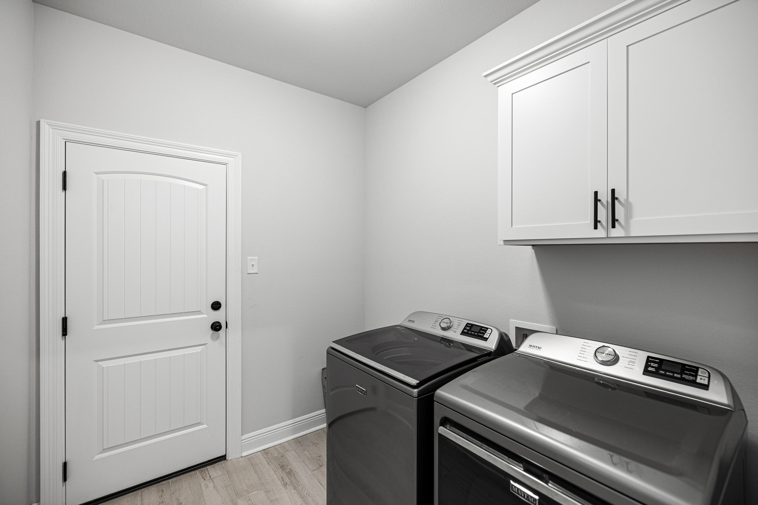 HAMMOCK BAY - BIRD SONG - Residential